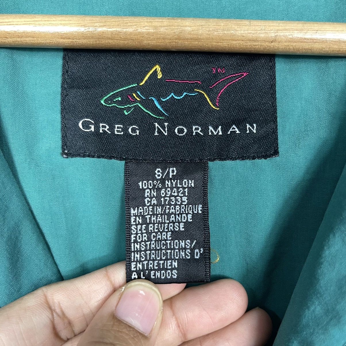 Japanese Brand Vintage 90s Greg Norman Surfing Halfzip Light Jacket Size US S / EU 44-46 / 1 - 14 Thumbnail