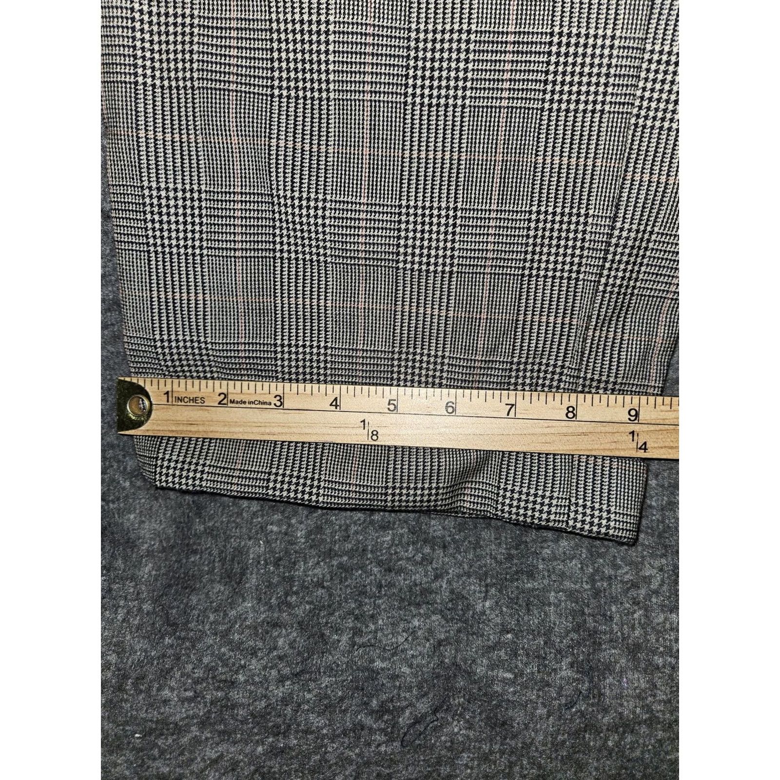 Polo Ralph Lauren VINTAGE Polo Ralph Lauren Dress Pants Mens 34x33 Plaid Pleated Cuffed USA Grey Plaid 90s Mens Size US S / EU 44-46 / 1 - 6 Thumbnail