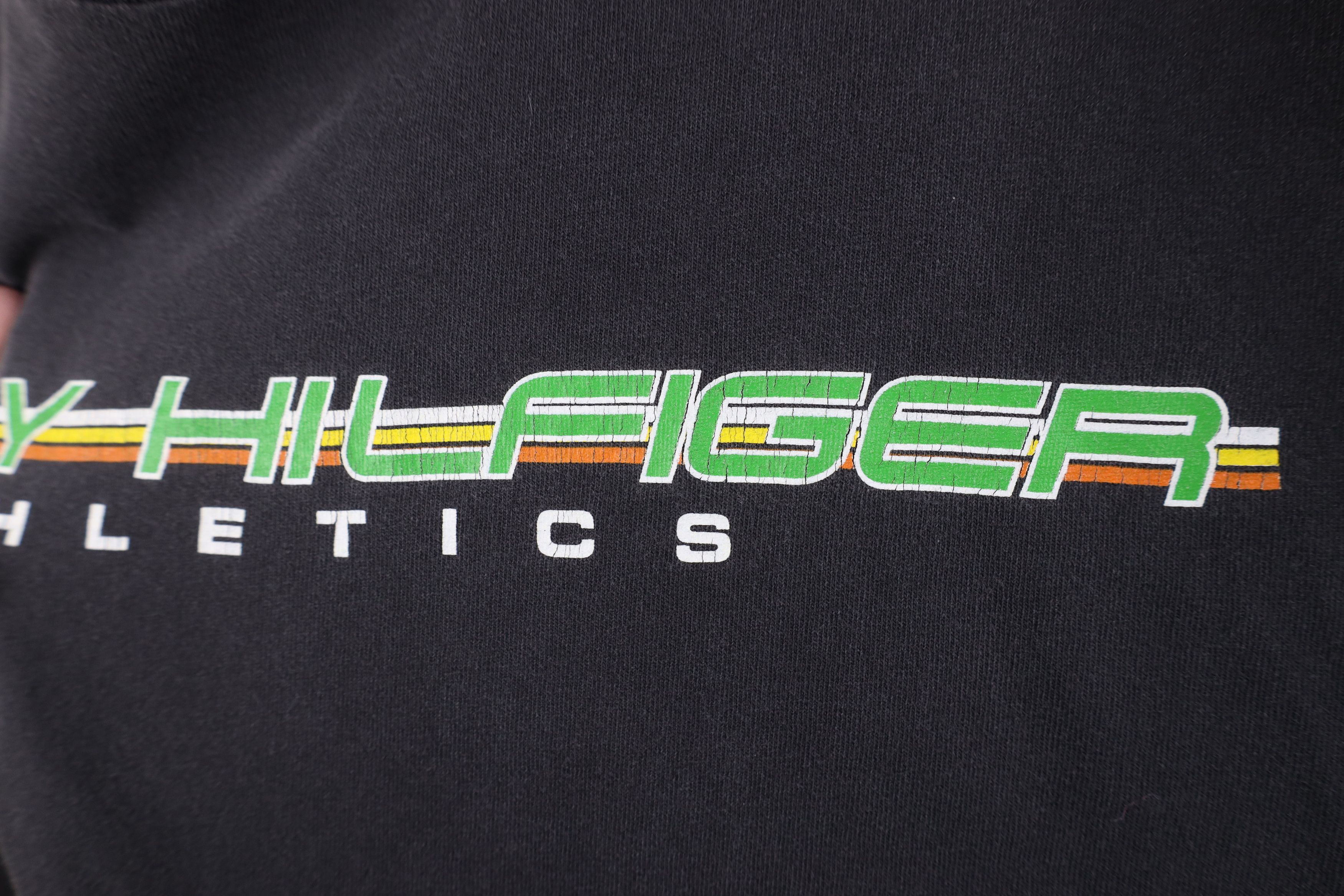 Tommy Hilfiger Vintage 90s Tommy Hilfiger Athletics Spell Out T-Shirt USA Size US L / EU 52-54 / 3 - 6 Thumbnail