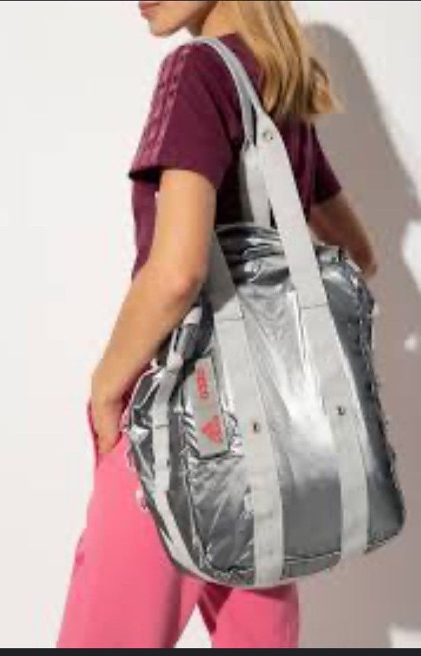 032c × Adidas REFLECTIVE SILVER TOTE FROM ADIDAS X 032C Size ONE SIZE - 10 Thumbnail
