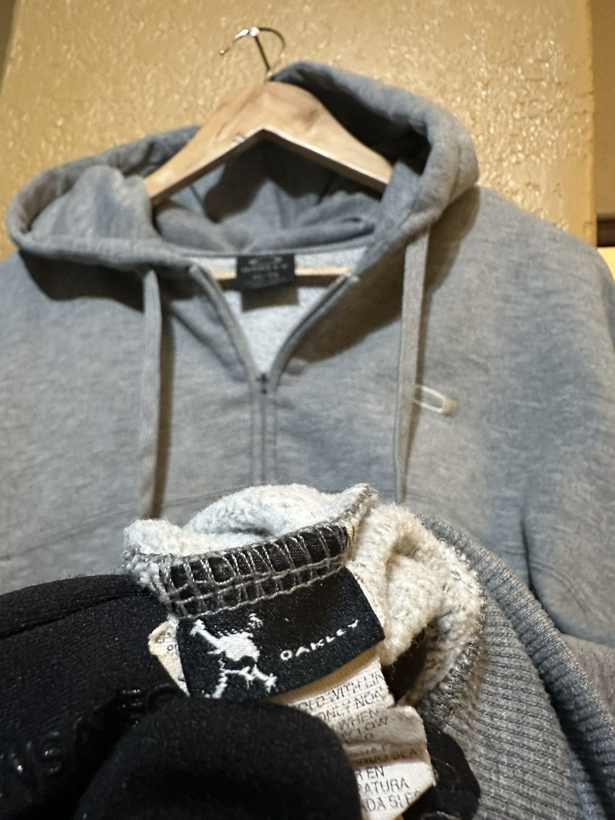 Oakley 📌 Y2K Oakley thumbholes zip up hoodie gorpcore Size US XL / EU 56 / 4 - 8 Thumbnail