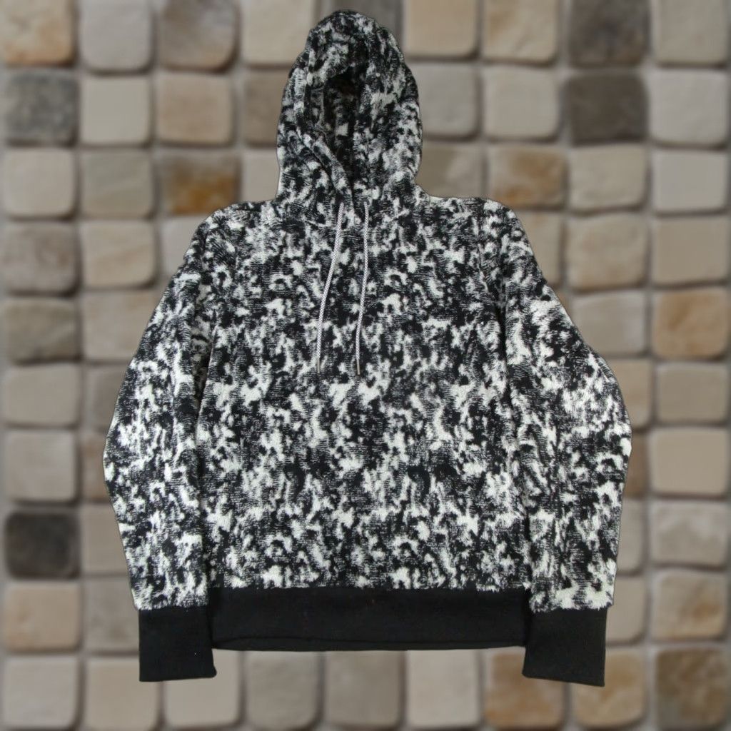 Athleta Athleta Hoodie Womens M Black Tuga Sherpa Fleece Camouflage Colorful Pullover Mock Neck Gym & Training, Hiking, Walking Mens Womens Girls Boys Size M / US 6-8 / IT 42-44 - 1 Thumbnail