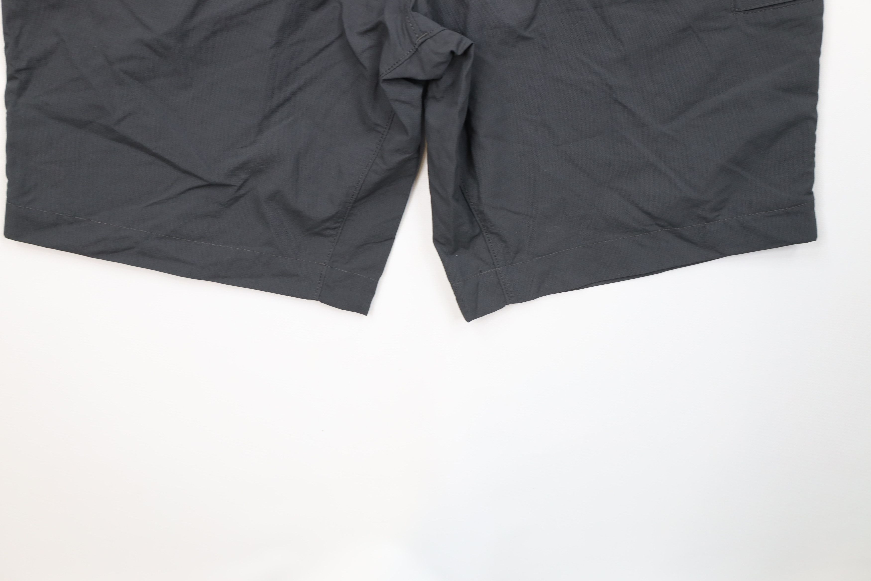 The North Face The North Face Spell Out Outdoor Hiking Trekking Shorts Gray Size US 32 / EU 48 - 15 Thumbnail