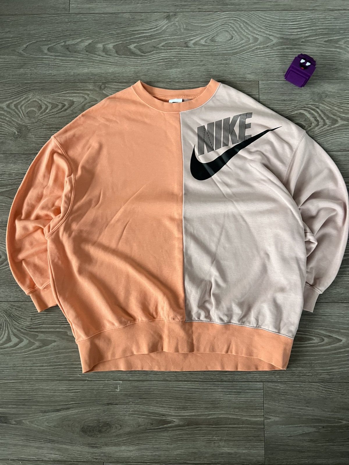 Nike Nike Big Logo Oversize Streetwear Crew Neck Sweatshirt Size US S / EU 44-46 / 1 - 7 Thumbnail