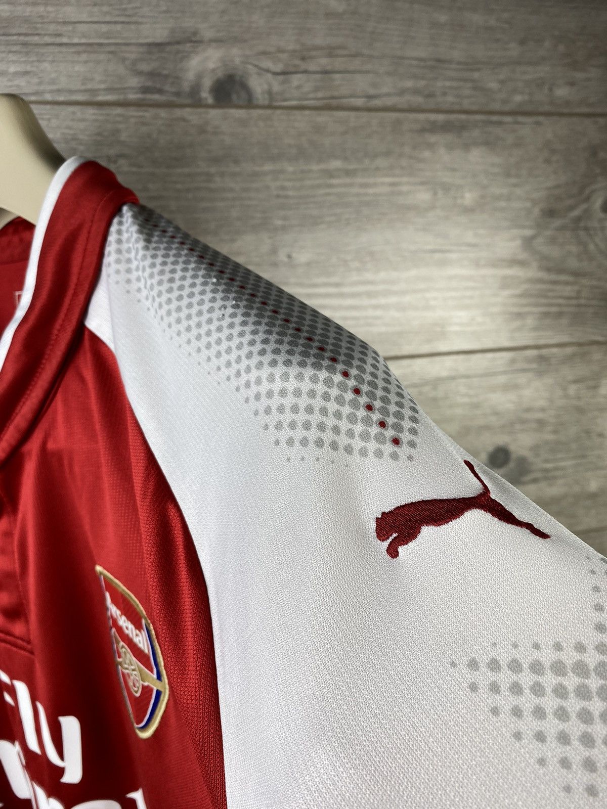 Puma × Vintage 🔥Vintage Arsenal Puma Soccer size XXL Size US XXL / EU 58 / 5 - 5 Thumbnail