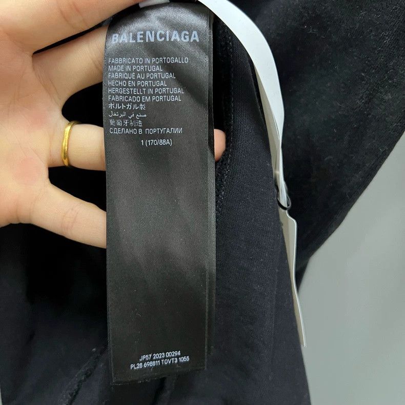 Balenciaga Balenciaga Black upside-down graphic printed short sleeves Size US XS / EU 42 / 0 - 4 Thumbnail