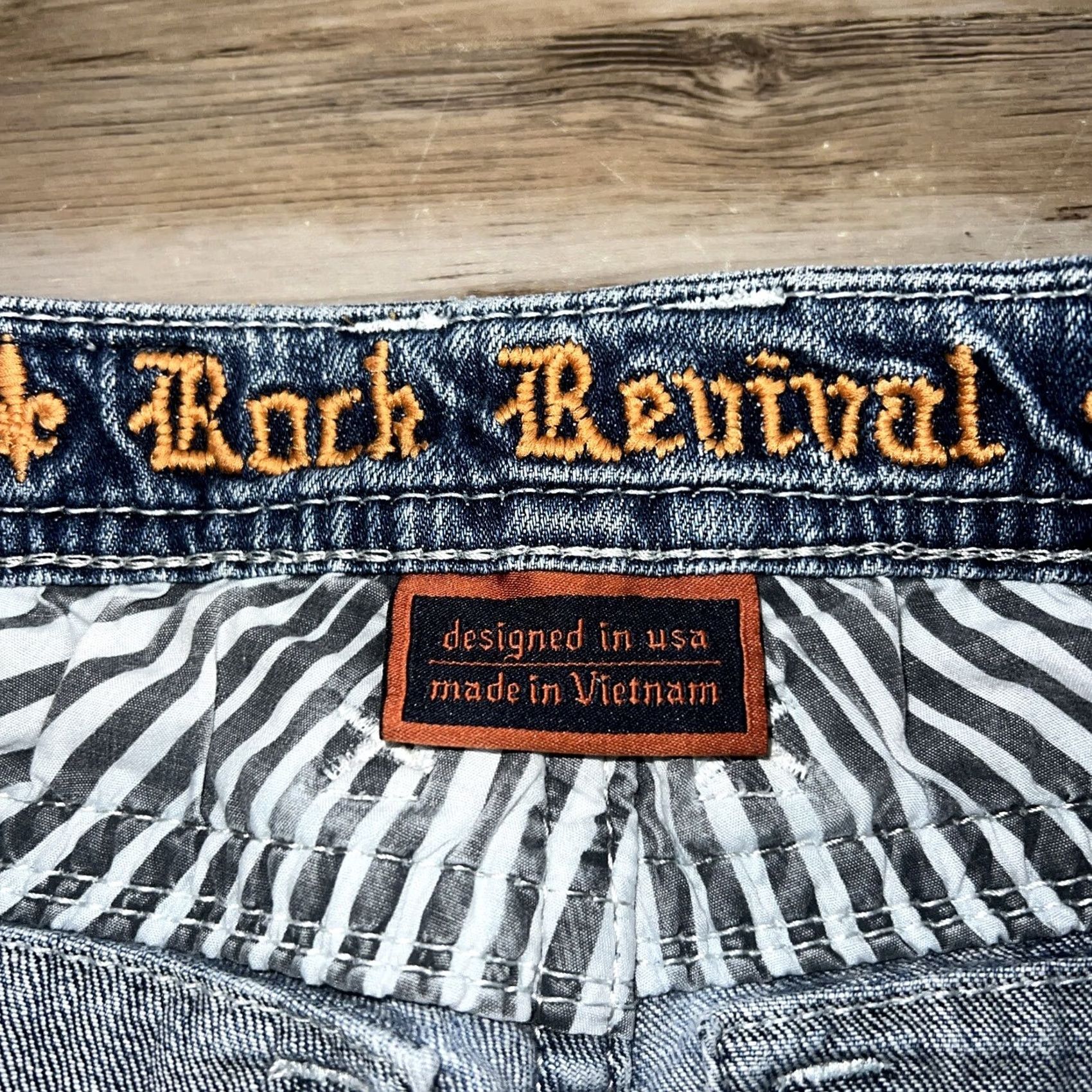 Vintage Rock Revival Alivia Jeans Blue Distressed Womens Size 26 32” Inseam Distressed Jeans Womens Size 27" / US 4 / IT 40 - 5 Thumbnail