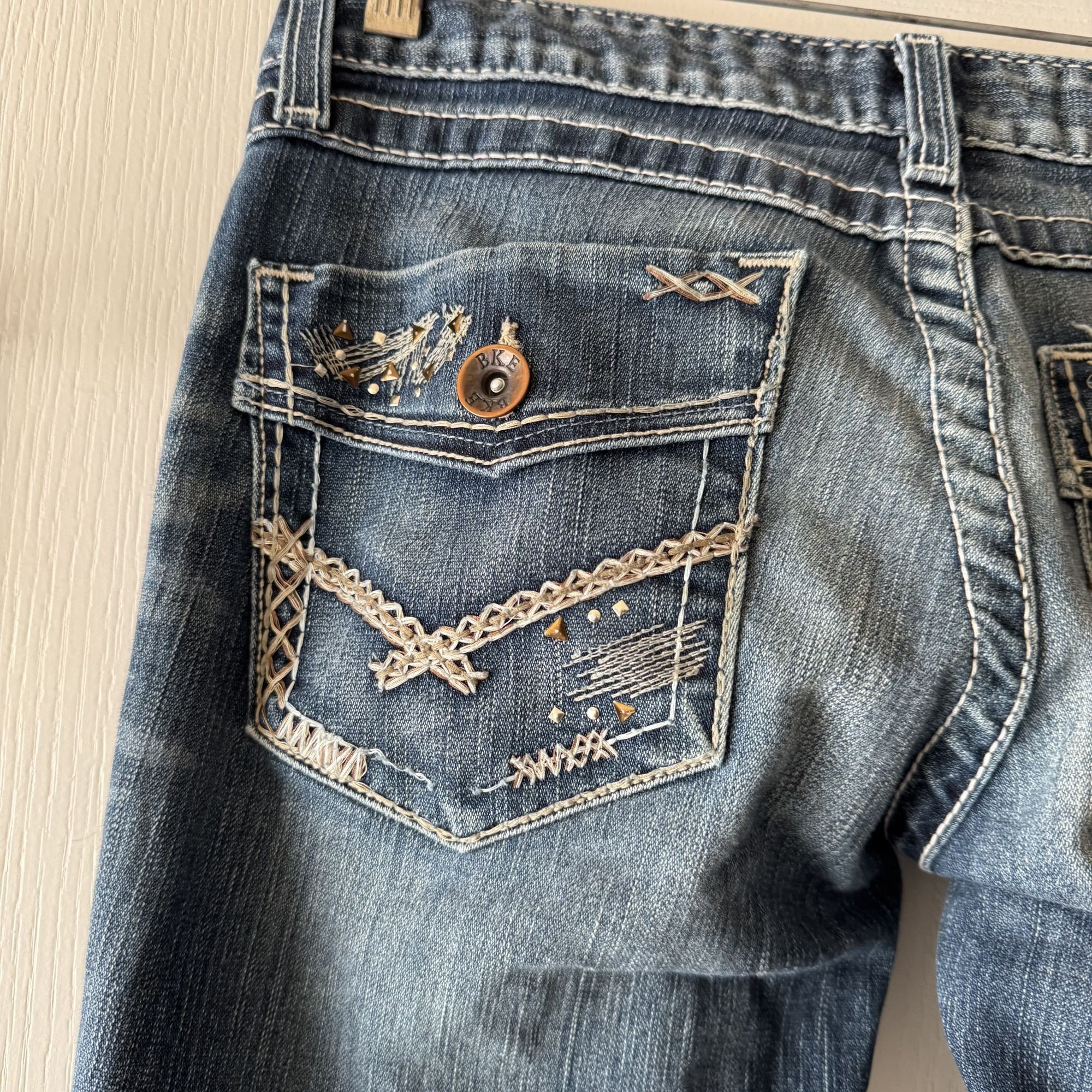 BKE BKE Women Jeans Madison Style Slight Flare Size 29/29.5 Size 29" - 3 Thumbnail