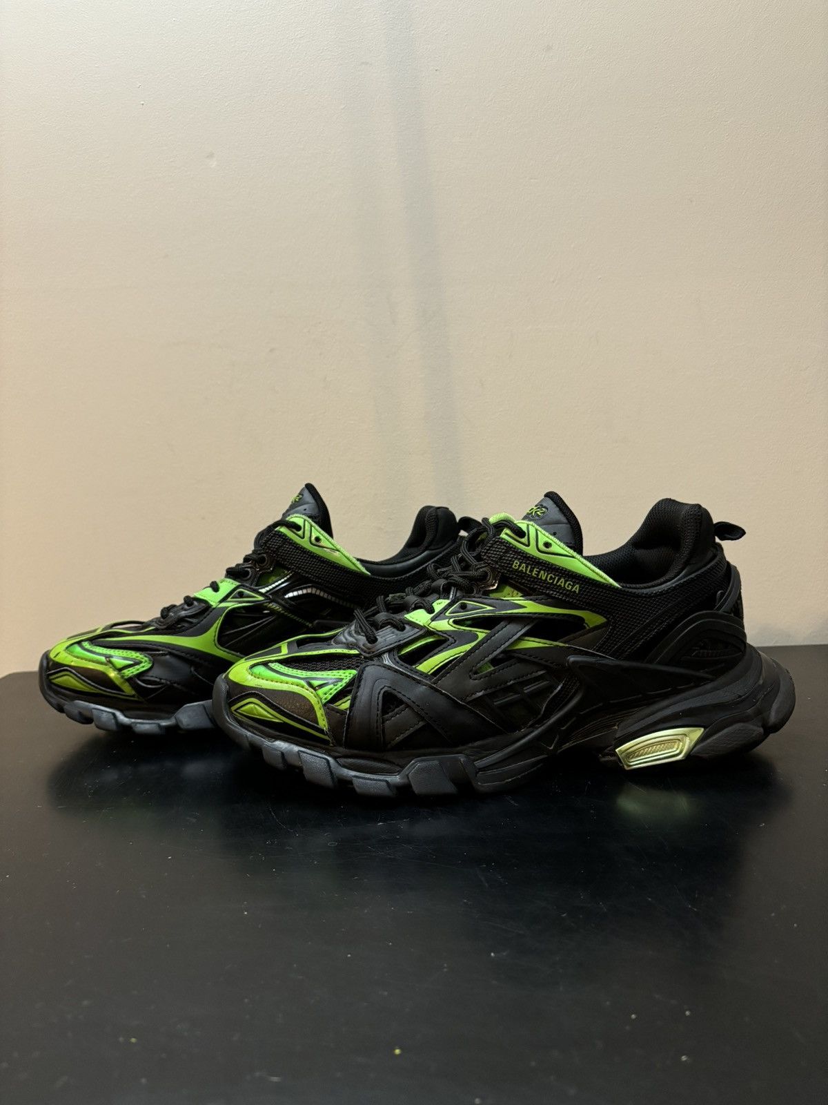 Balenciaga Balenciaga Track 2.0 Green Black Size US 9 / EU 42 - 1 Thumbnail