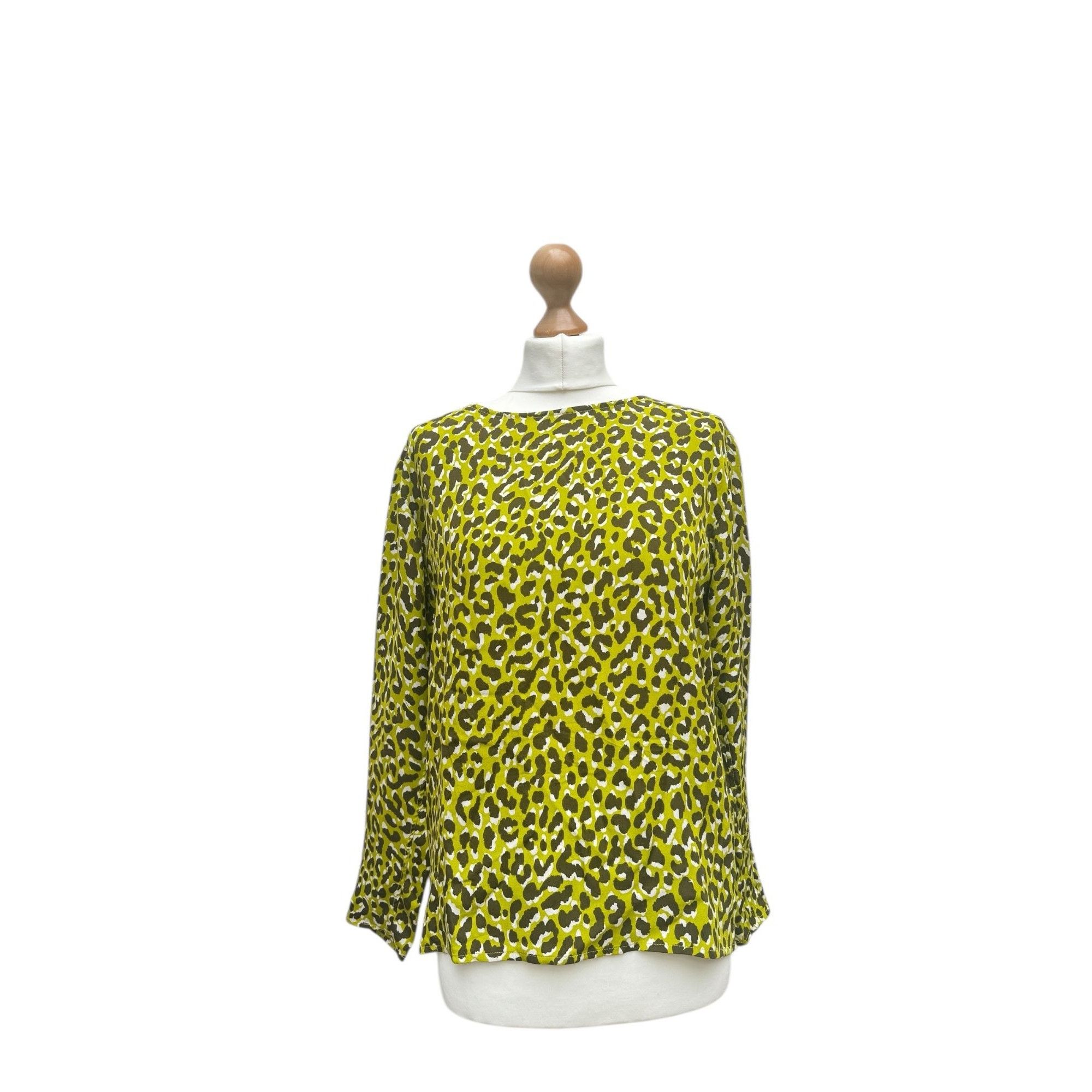 Yves Saint Laurent 1970s Leopard Print Blouse Size M / US 6-8 / IT 42-44 - 1 Thumbnail