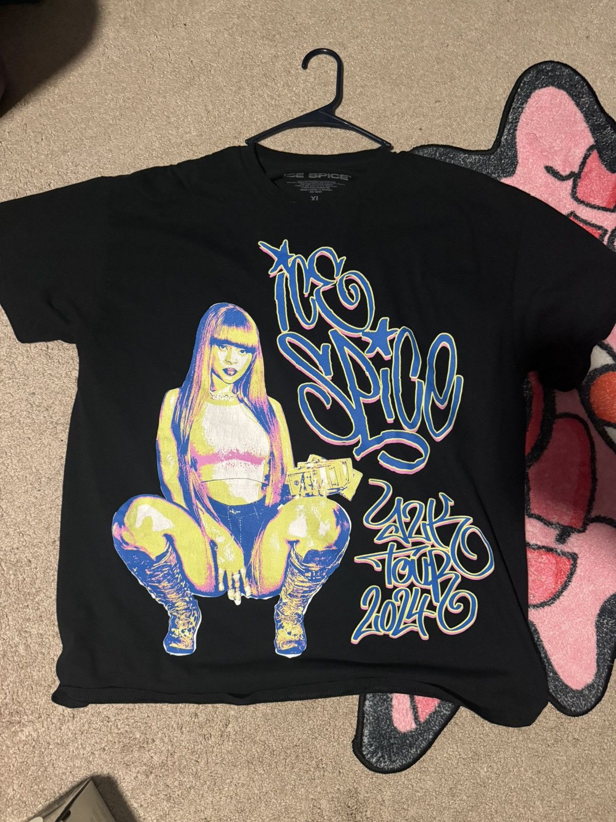 Other ICE SPICE Y2K tour tee Size US XL / EU 56 / 4 - 1 Thumbnail