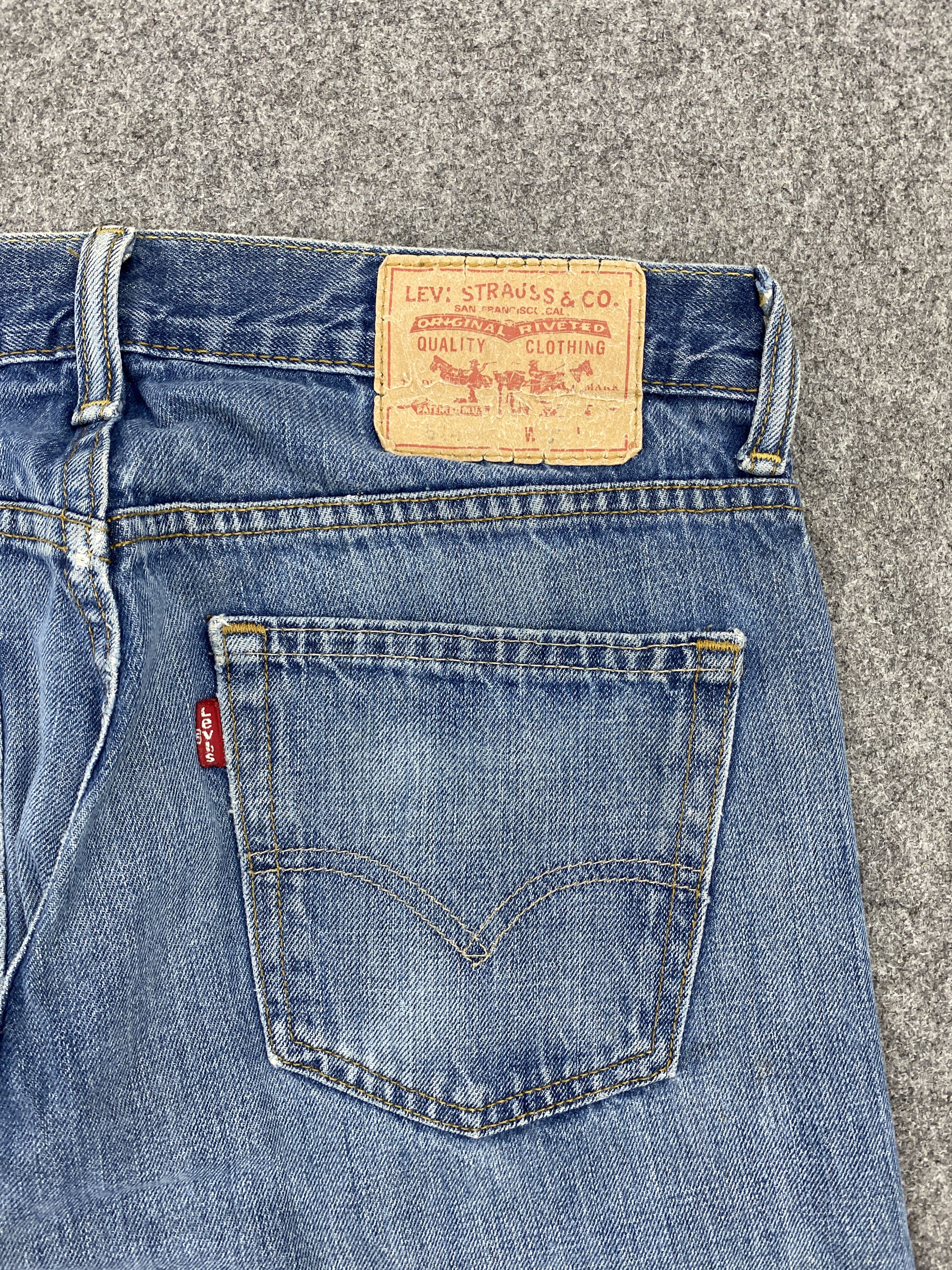 Levi's × Vintage Faded Blue Vintage Levis 514 Denim Jeans Size US 32 / EU 48 - 8 Thumbnail