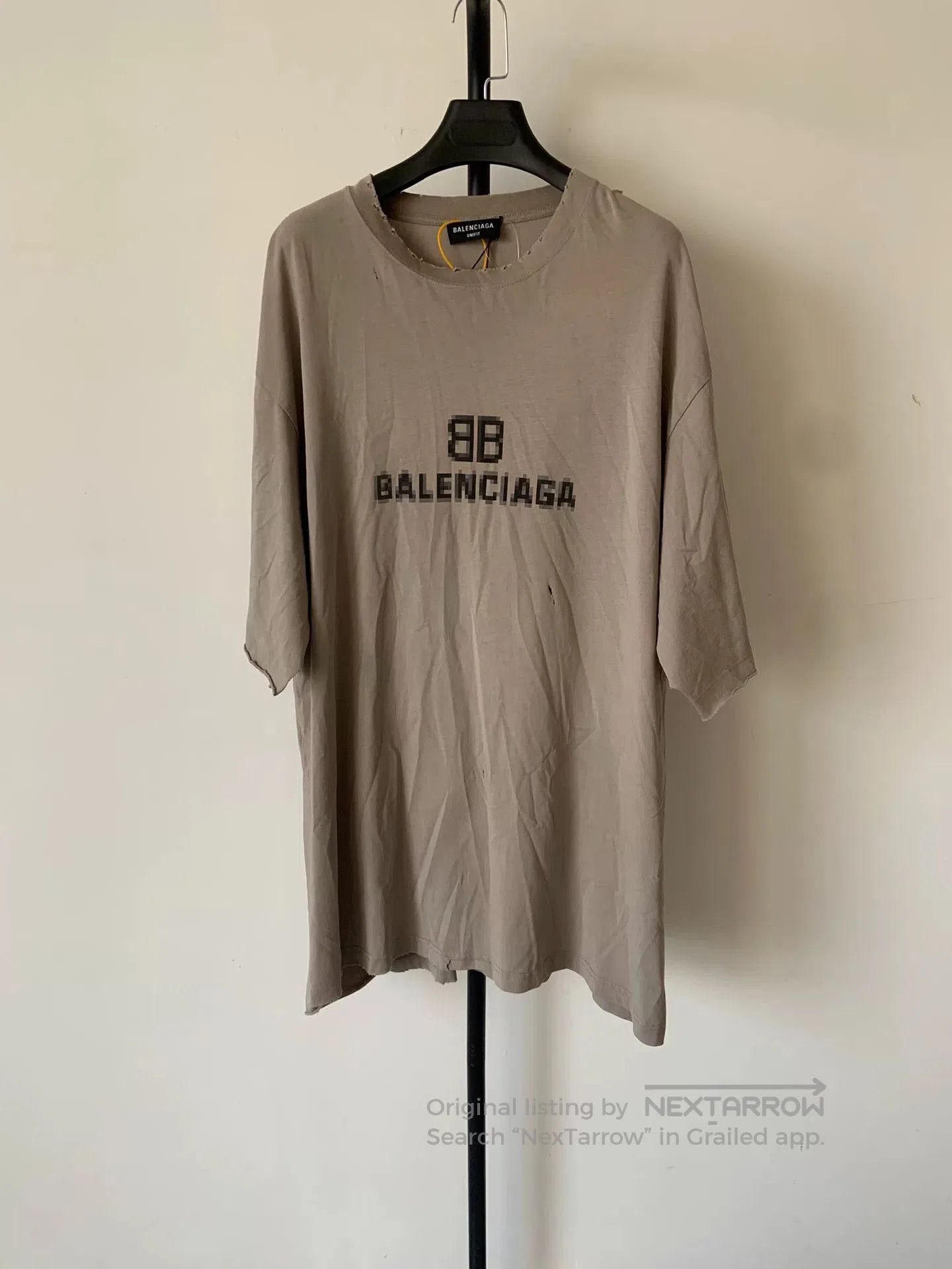 Other Balenciaga Oversized Distressed Logo T-shirt. Size US S / EU 44-46 / 1 - 1 Thumbnail