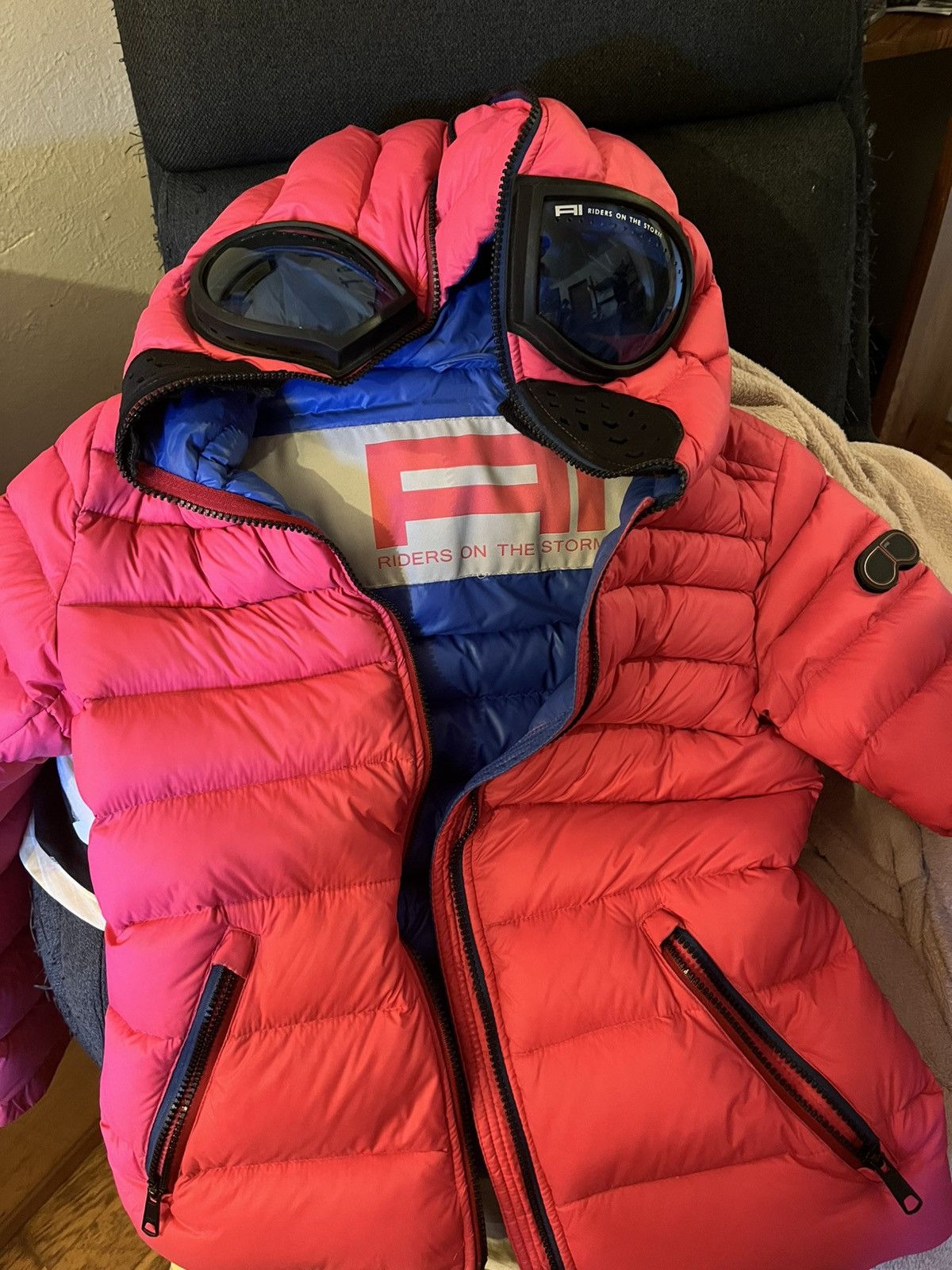 Other Rider on the storm down pink Size M / US 6-8 / IT 42-44 - 1 Thumbnail