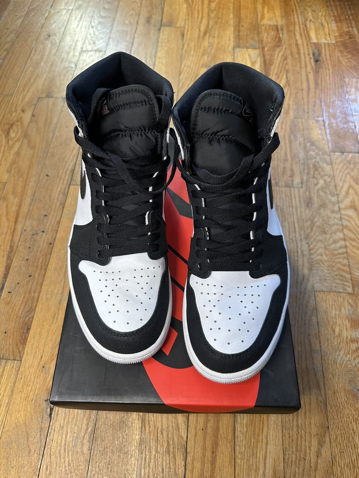 Jordan Brand Air Jordan 1 Retro High OG 'Stage Haze Size US 11 / EU 44 - 3 Thumbnail