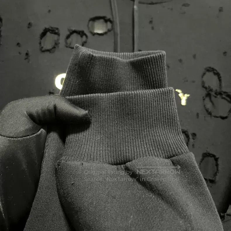 Givenchy Givenchy Metallic hole vintage oversized hooded sweatshirt Size US M / EU 48-50 / 2 - 5 Thumbnail