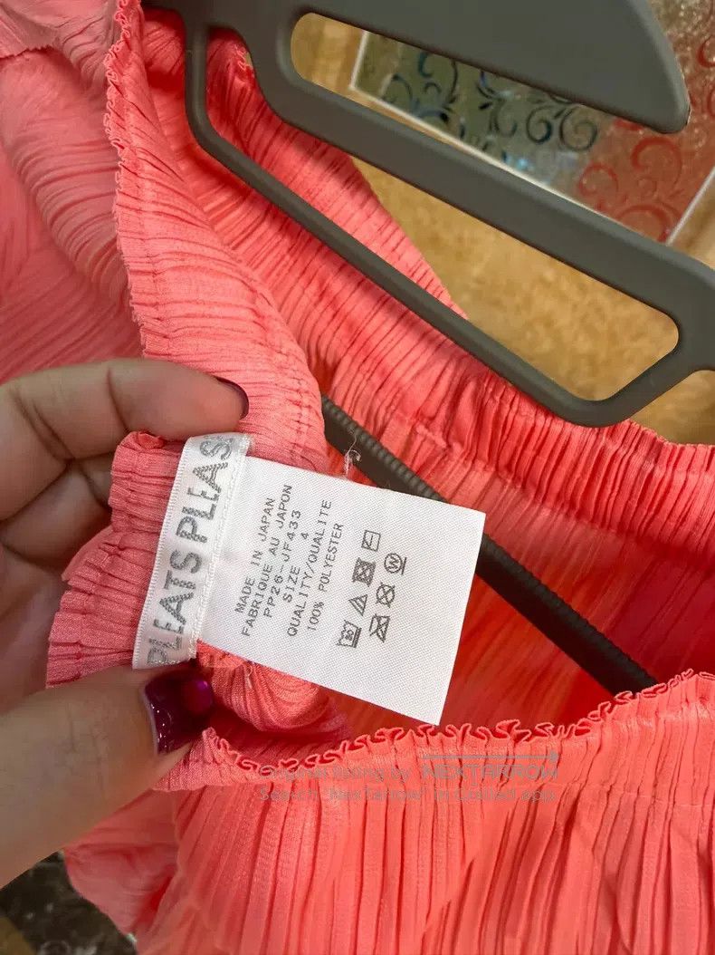 Issey Miyake Issey Miyake Red Irregular Pants Size 26" / US 2 / IT 38 - 2 Thumbnail