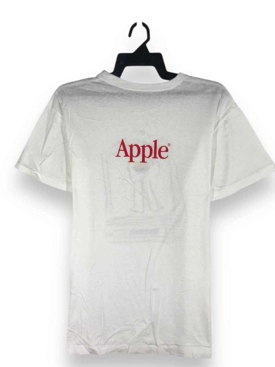 Apple × Vintage vintage apple macintosh computer Size US L / EU 52-54 / 3 - 8 Thumbnail