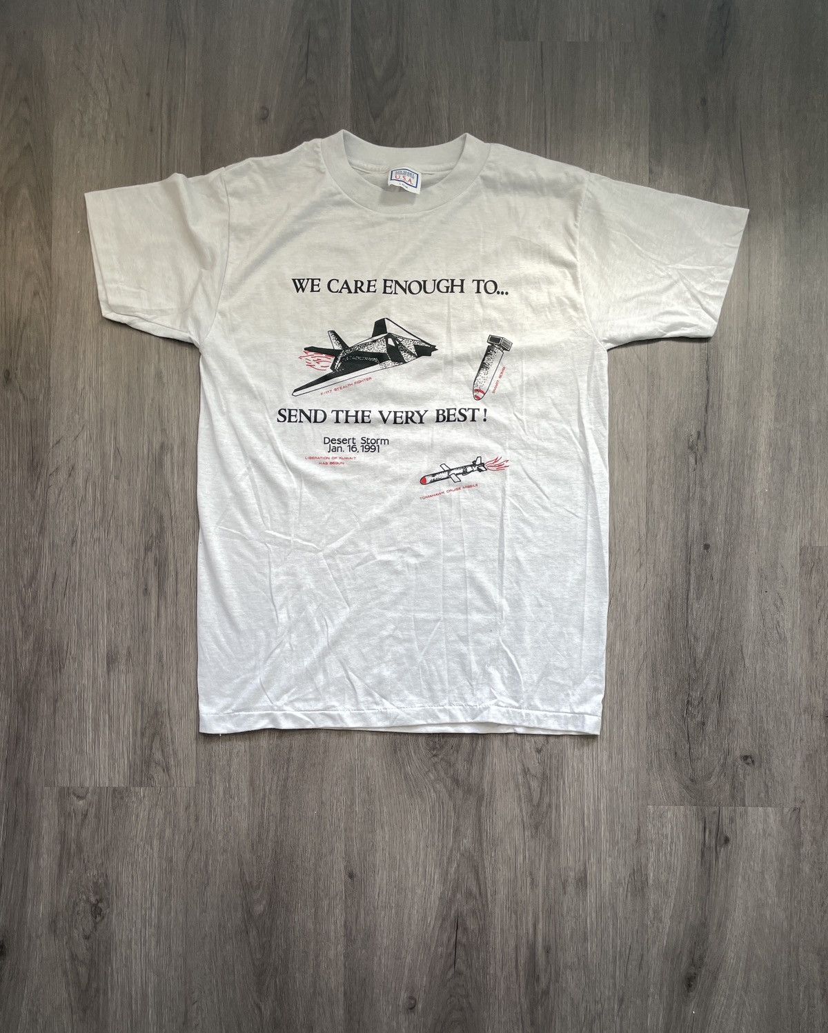 Vintage Vintage 90’s Military USA “Care Package” T-Shirt (Sz. L) Size US L / EU 52-54 / 3 - 1 Thumbnail