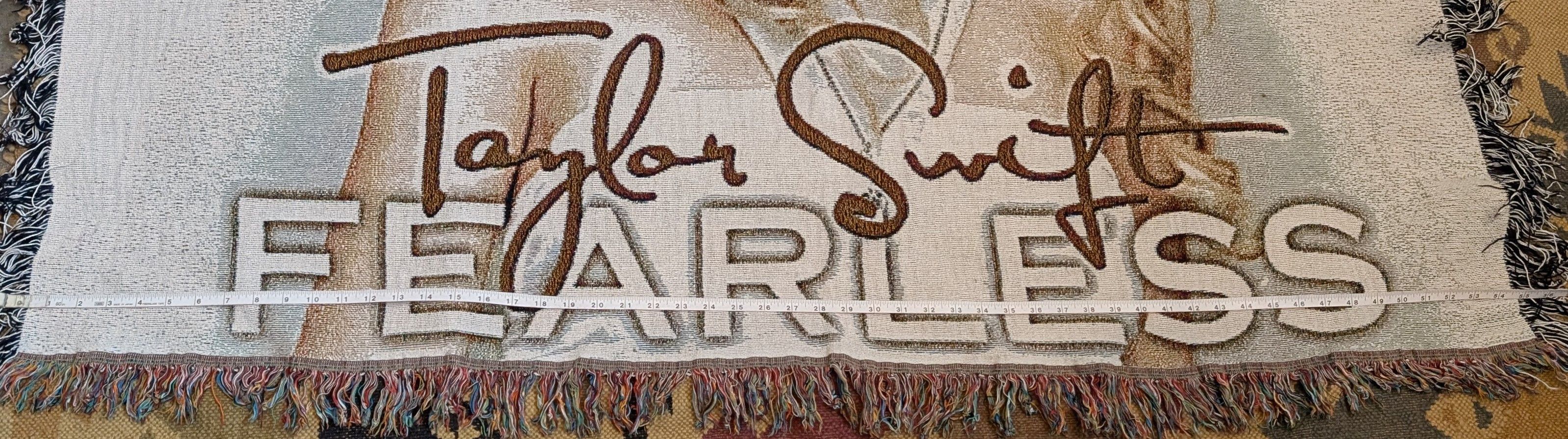 Other RARE Taylor Swift Fearless Tour Woven Tapestry Blanket Throw Size ONE SIZE - 3 Thumbnail
