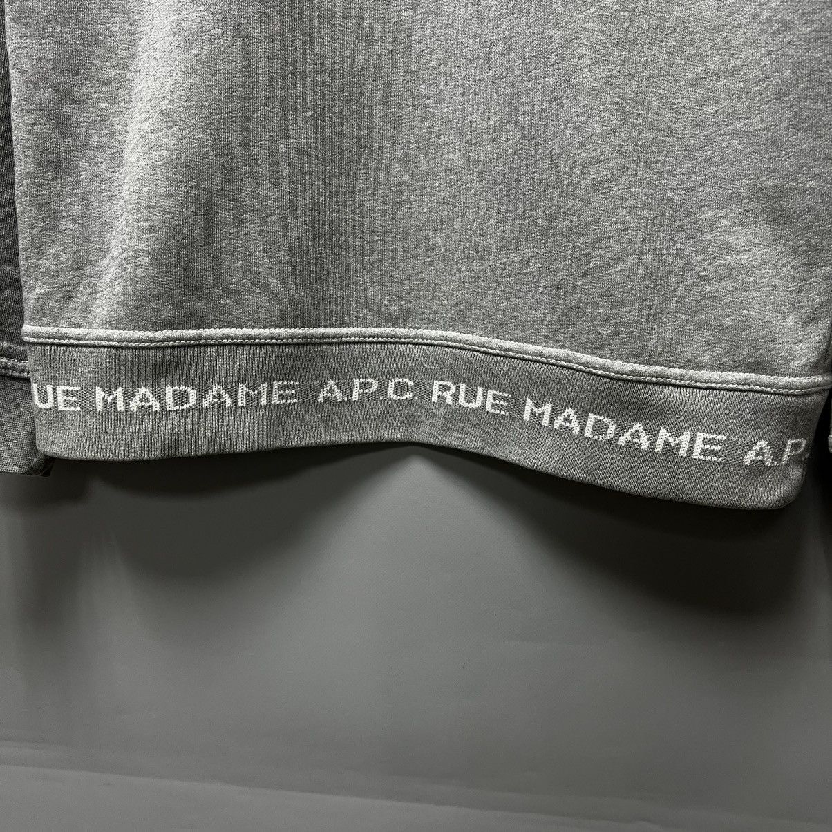 A.P.C. A.P.C. Sweatshirt Crewneck Men’s Size US S / EU 44-46 / 1 - 9 Thumbnail
