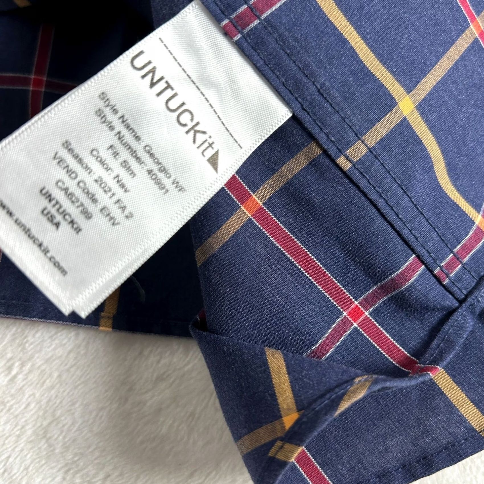 UNTUCKit UNTUCKit Shirt Mens Navy Red Plaid Button-Up Large Slim Fit Wrinkle-Free Cotton Size US L / EU 52-54 / 3 - 4 Thumbnail