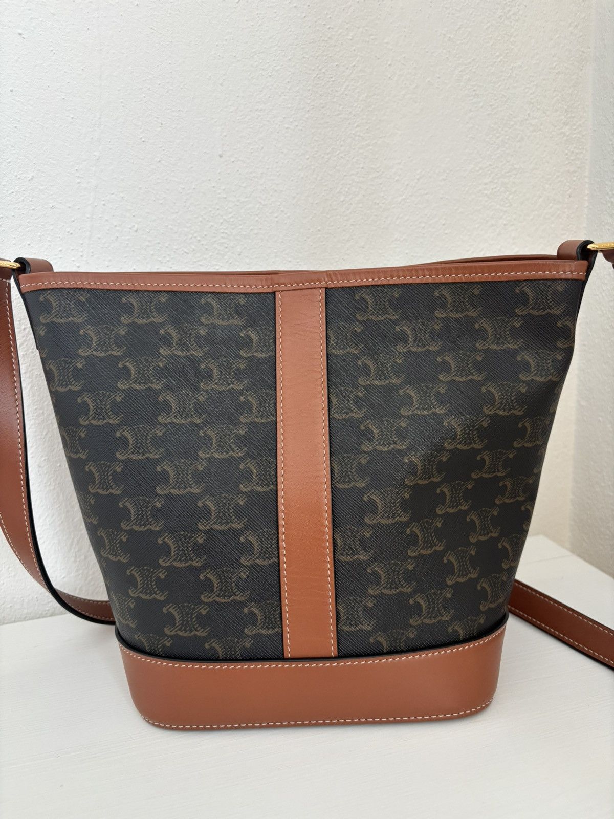 Celine Celine Small Bucket Triomphe Shoulder Bag Size ONE SIZE - 13 Thumbnail