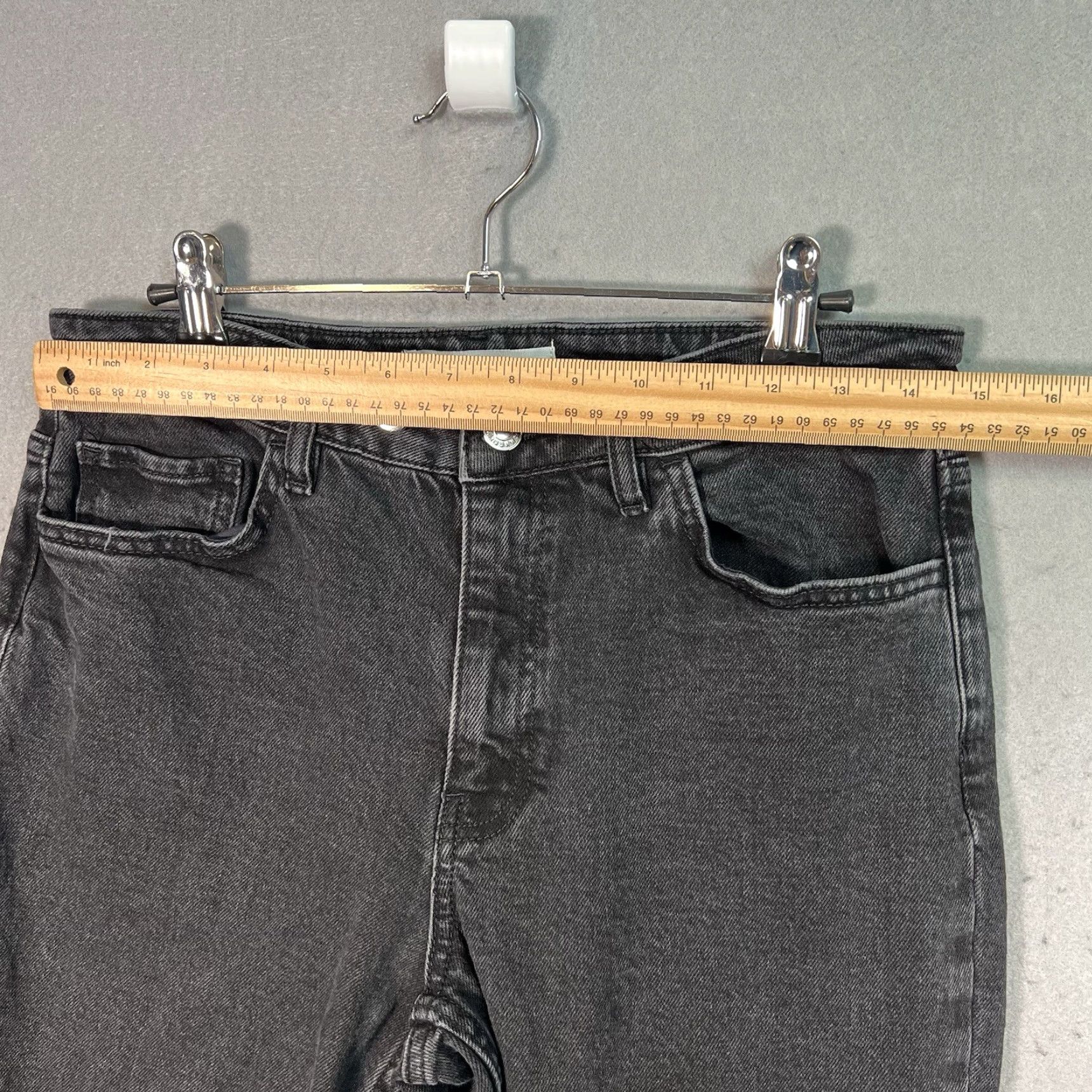 Mango VINTAGE Mango MNG Jeans Womens Size 8 Black Straight Leg Raw Hem Size 30" / US 8 / IT 44 - 3 Thumbnail