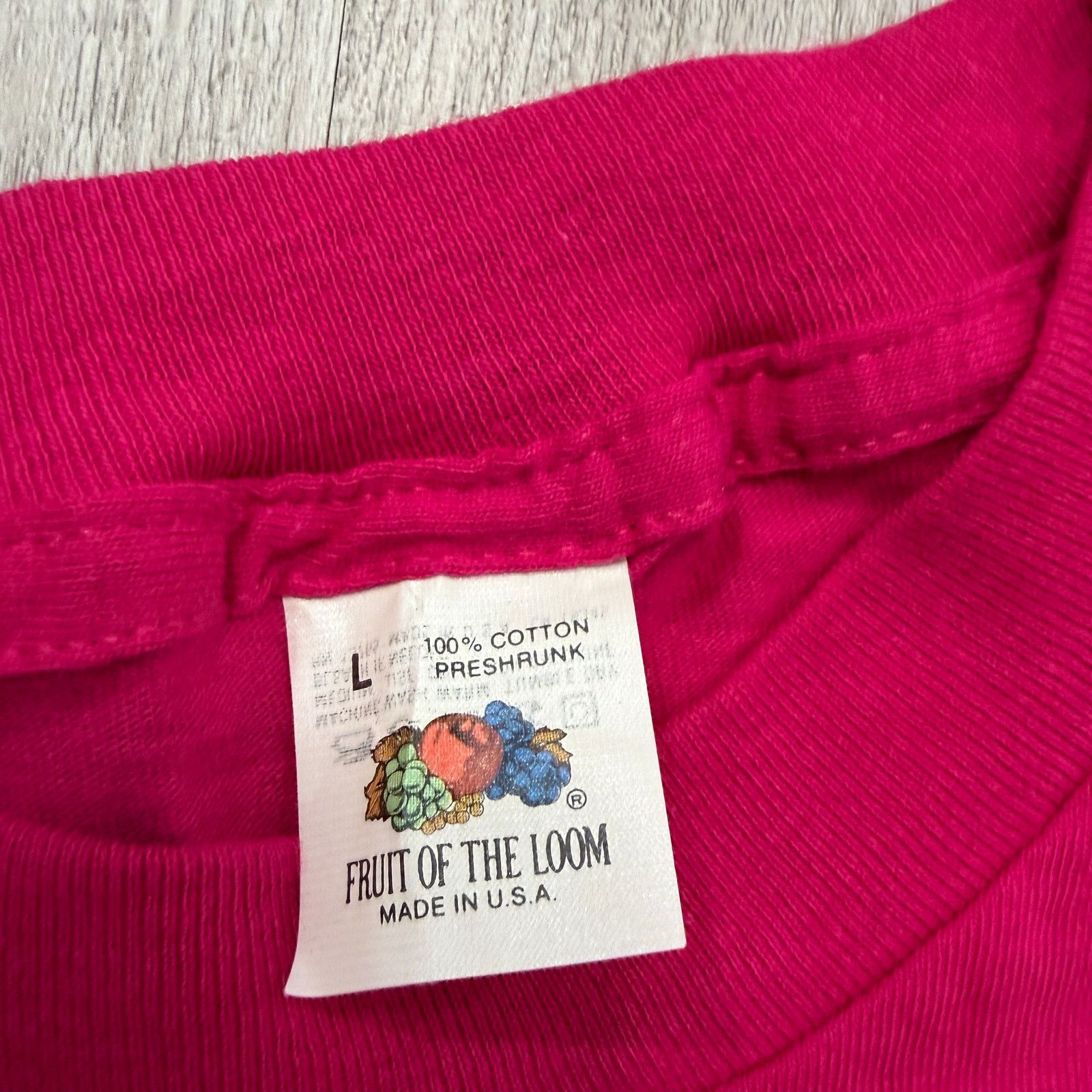 Fruit Of The Loom Vintage Fruit of The Loom Shirt Large Pink Pocket Tee 90s Size US L / EU 52-54 / 3 - 5 Thumbnail