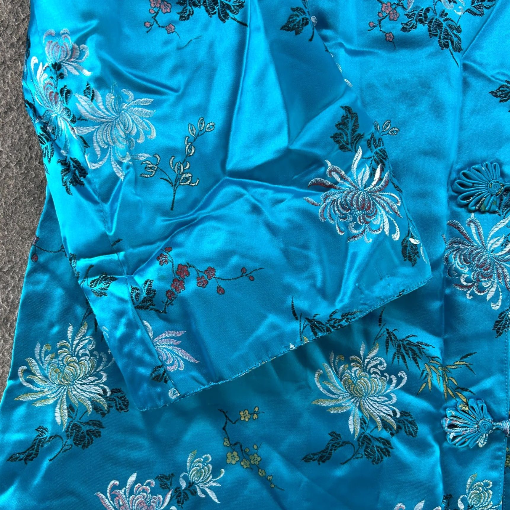 Vintage VINTAGE Longevity Robe Womens L/XL? Blue Traditional Kimono Floral Embossed 90s Size ONE SIZE - 4 Thumbnail