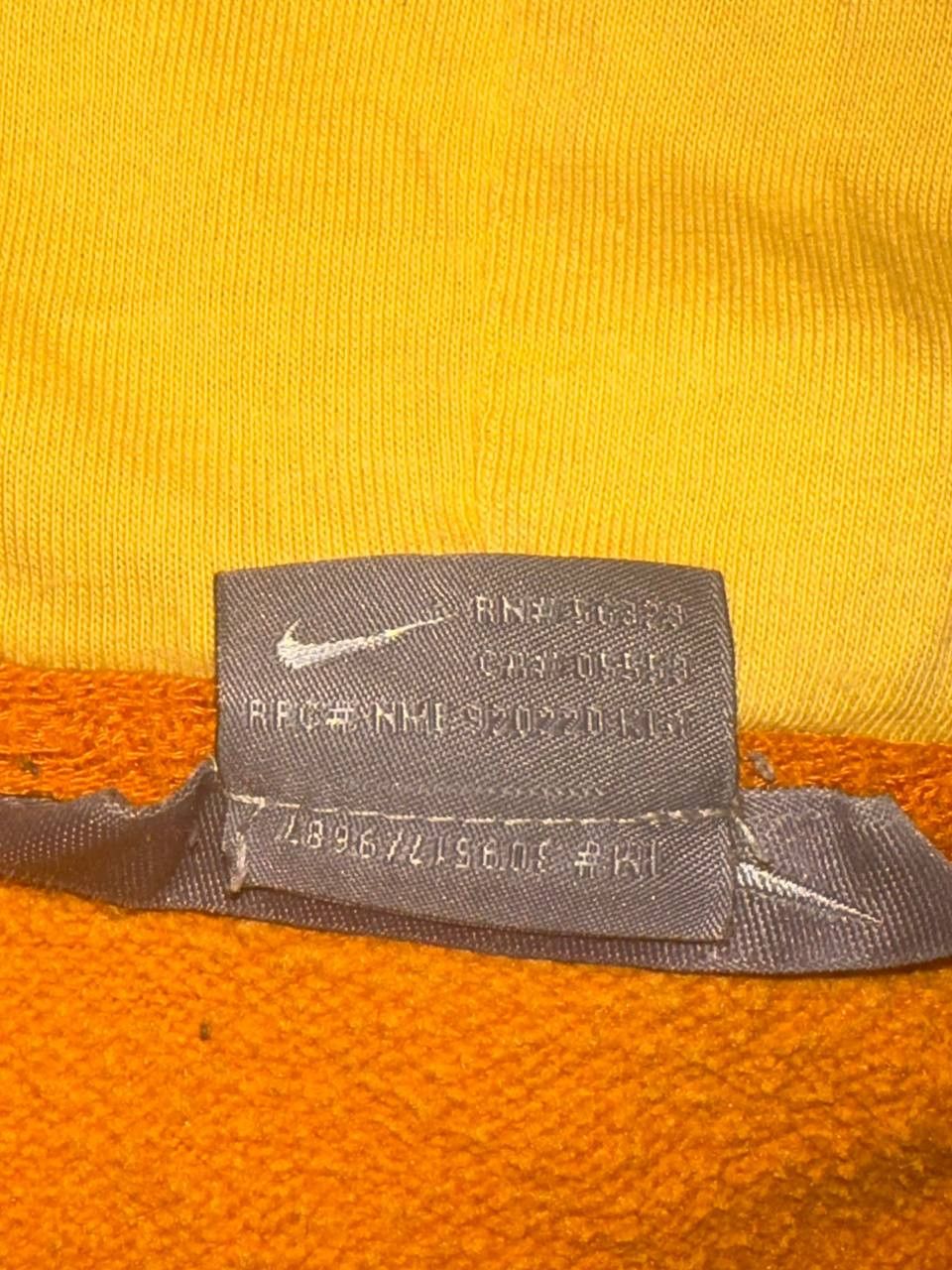Nike Vintage Nike Orange Hoodie Size XL Size US XL / EU 56 / 4 - 3 Thumbnail