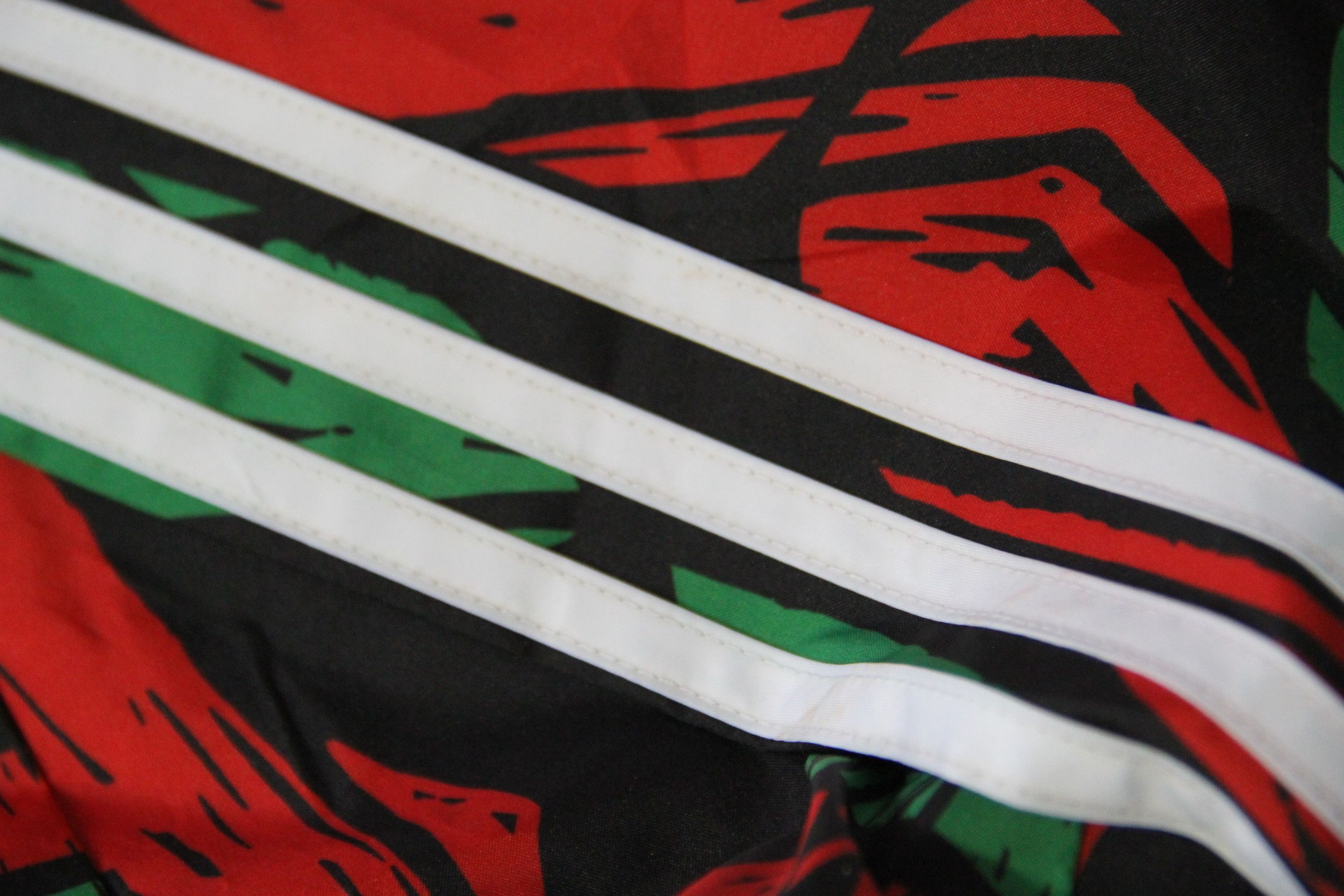 Adidas adidas x ARSENAL X LABRUM SEASONAL WINDBREAKER IT4081 Size US M / EU 48-50 / 2 - 12 Thumbnail