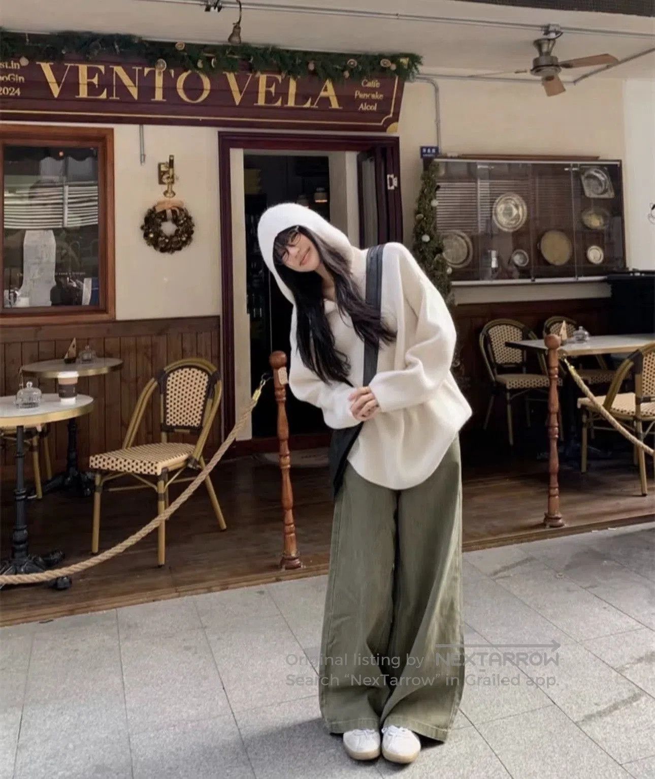 Louis Vuitton Louis Vuitton Beige Logo Hoodie XS. Size US XS / EU 42 / 0 - 7 Thumbnail