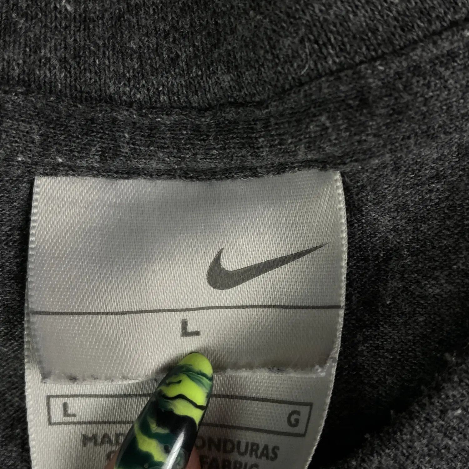 Nike Mens T-Shirt Nike Vintage Size L Size US L / EU 52-54 / 3 - 4 Thumbnail