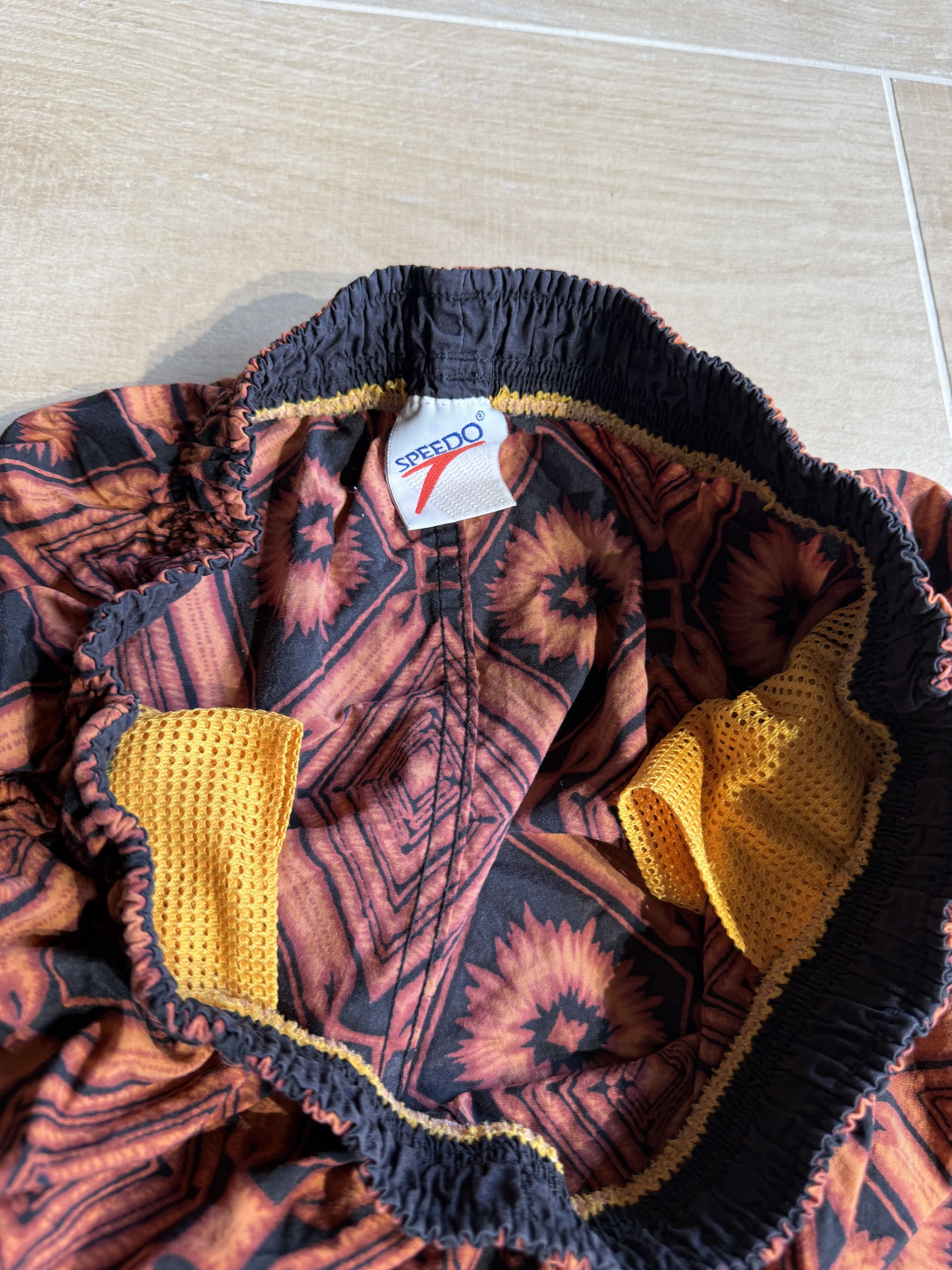 Speedo Speedo Men's Tribal Swim Trunks Orange/Black Size US 34 / EU 50 - 7 Thumbnail