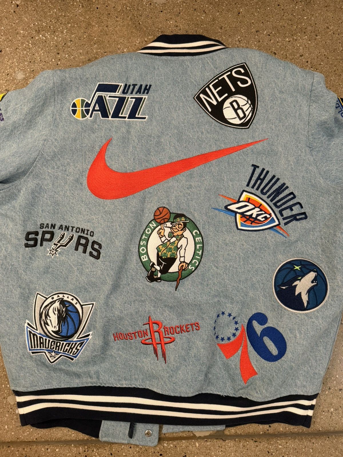 NBA × Nike × Supreme Supreme Nike/NBA Teams Warm-Up Jacket Size US M / EU 48-50 / 2 - 2 Thumbnail