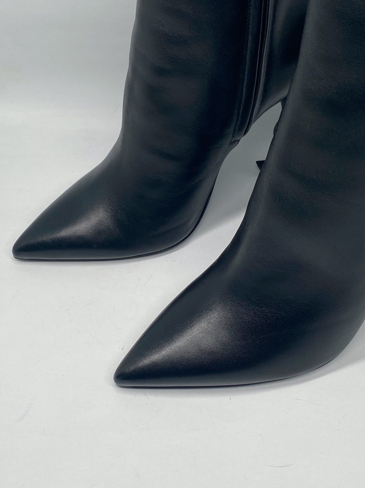 Yves Saint Laurent Saint Laurent Opyum Logo Leather Booties size 39.5 Size US 9.5 / IT 39.5 - 6 Thumbnail
