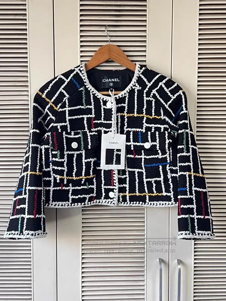 Chanel Chanel Tweed short coat Size XS / US 0-2 / IT 36-38 - 1 Thumbnail