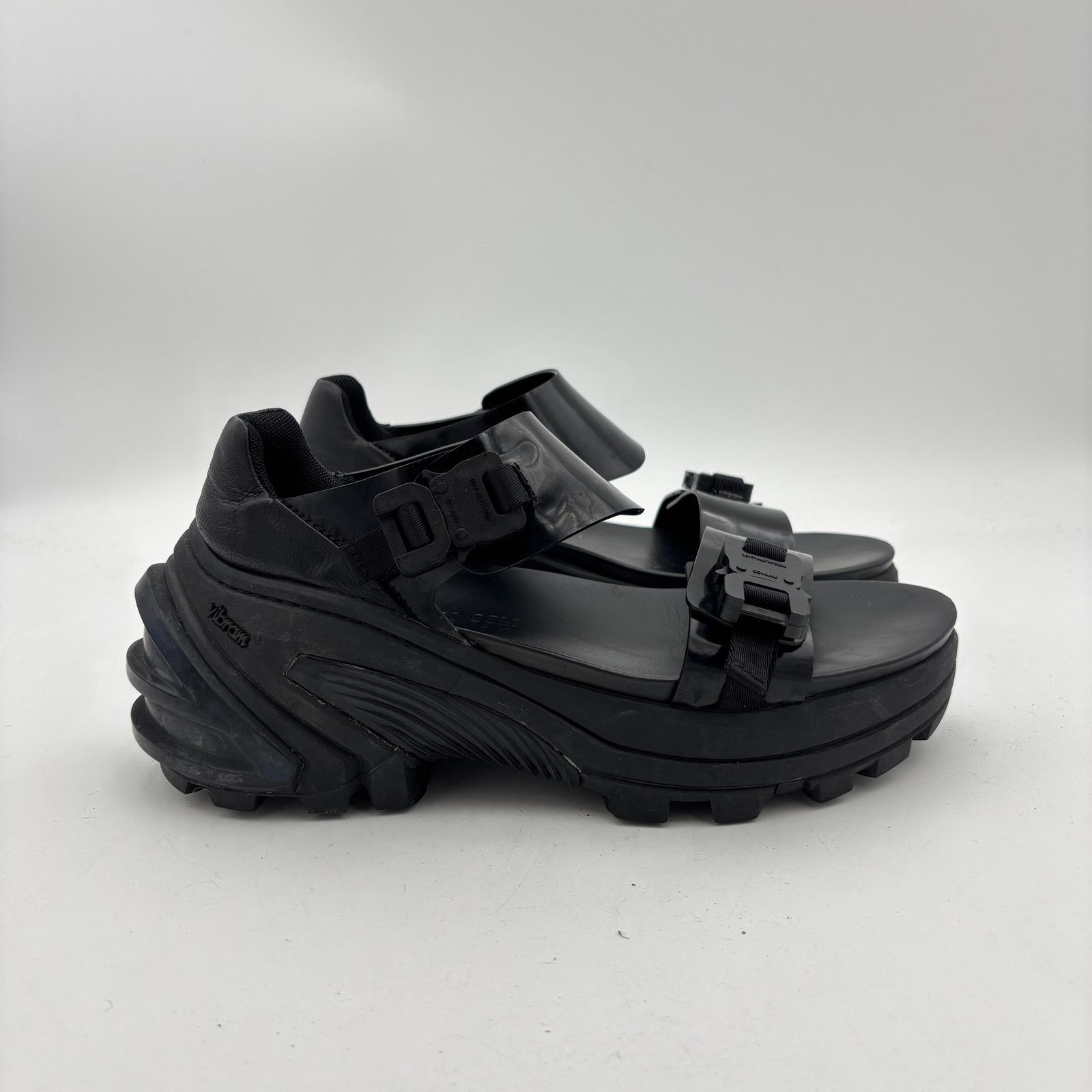 1017 ALYX 9SM 1017 ALYX 9SM Vibram Sole Sandals Chunky Buckle Shoes 39 Size US 9 / IT 39 - 1 Thumbnail