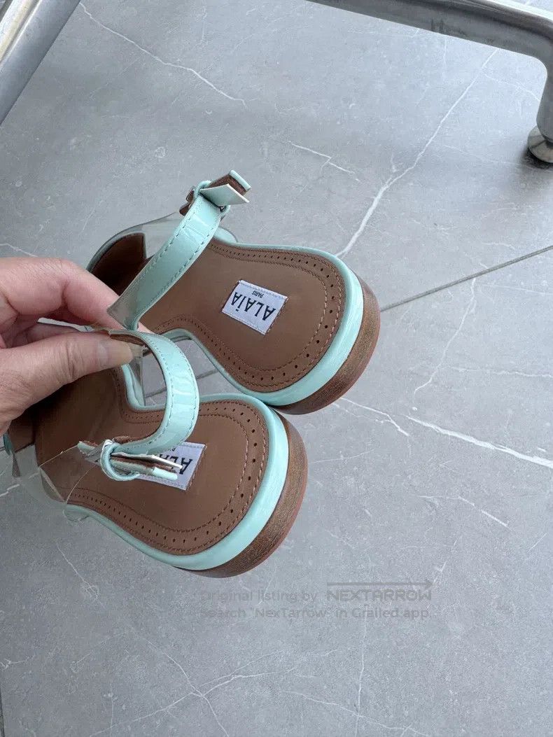 Alaia Alaia Heart-Shaped Flat Shoes, Mint Green, Transparent PVC Size US 6.5 / IT 36.5 - 6 Thumbnail