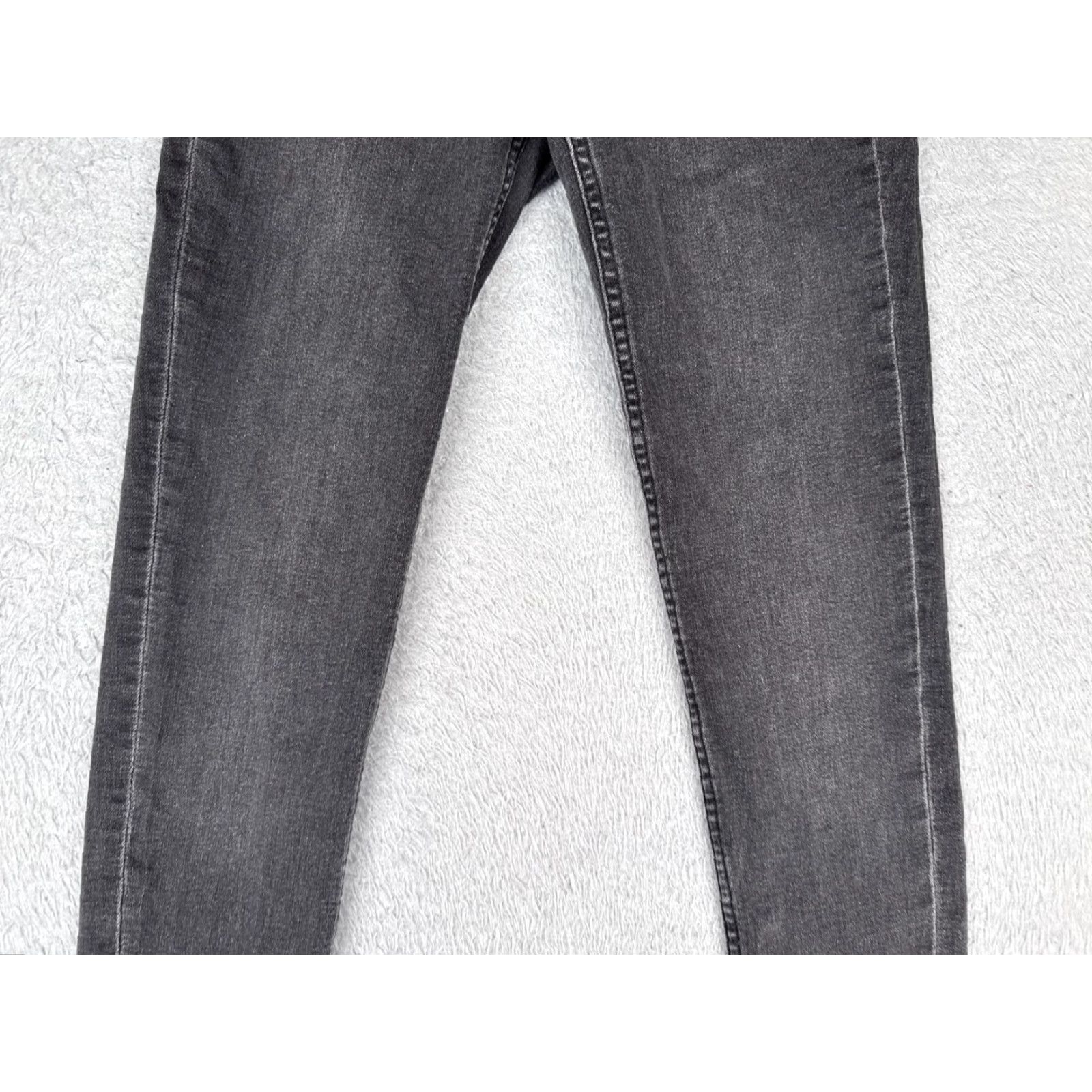 H&M H&M Divided Jeans Womens Skinny Black Mid Rise 24x29 Cotton Blend Denim 5-Pocket Stretch Distressed 2 Regular Jeans Mens Womens Boys Girls Size 26" / US 2 / IT 38 - 3 Thumbnail