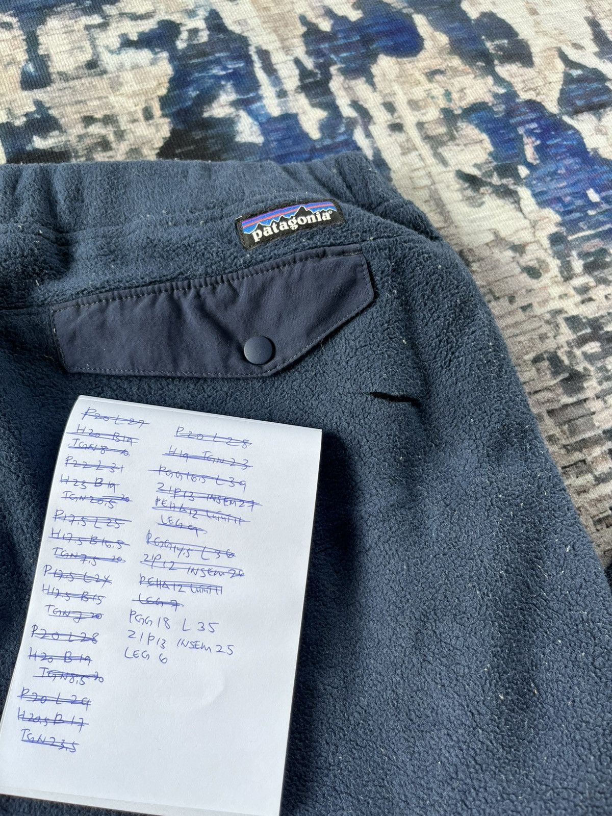Patagonia × Vintage Vintage Patagonia Distressed fleece sweatpants Size US 32 / EU 48 - 12 Thumbnail