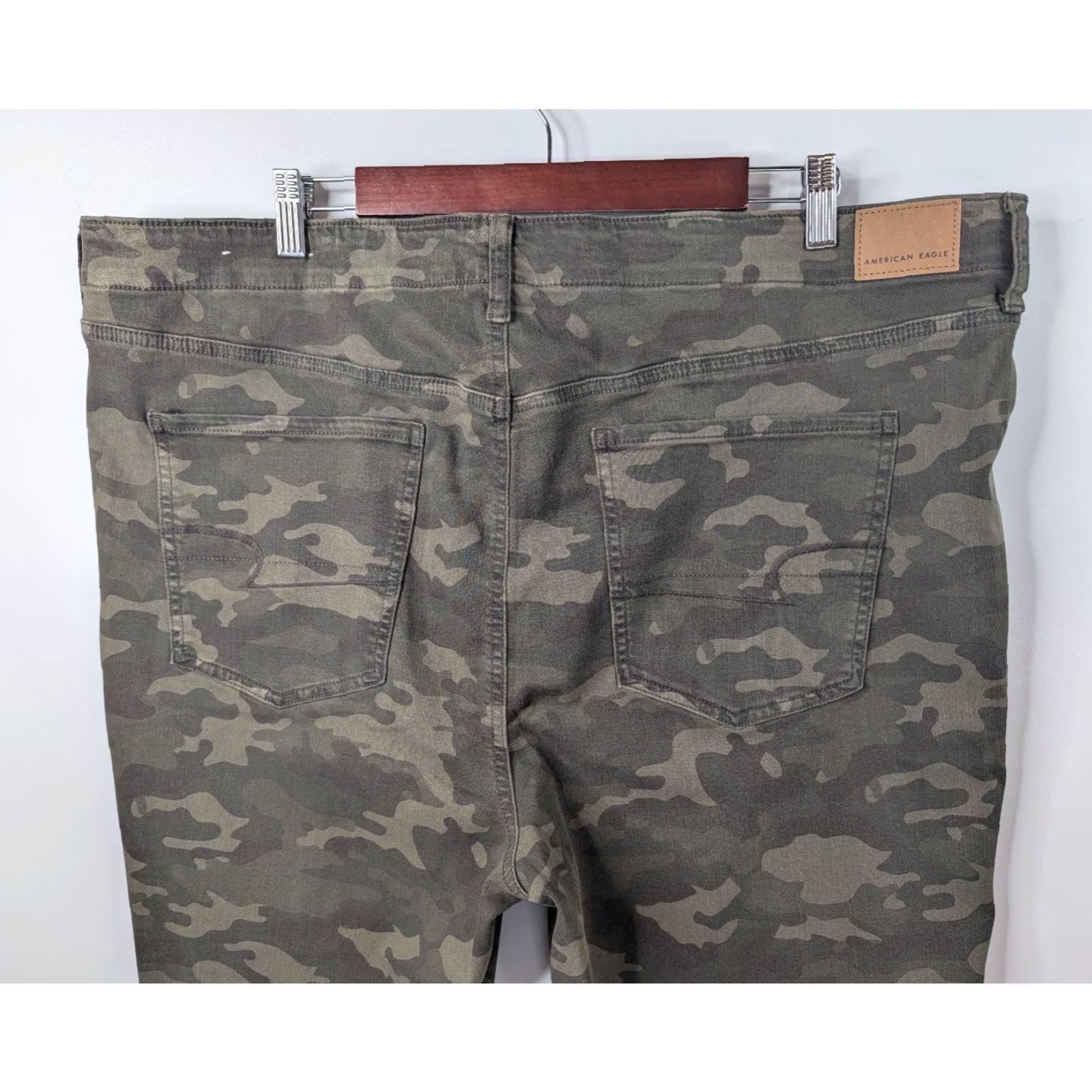 American Eagle Outfitters American Eagle Outfitters Jeans Camo Plus Size 24 Jegging High Rise Stretch 5-Pocket Denim Women’s Pants Size 42" / US 20 - 4 Thumbnail