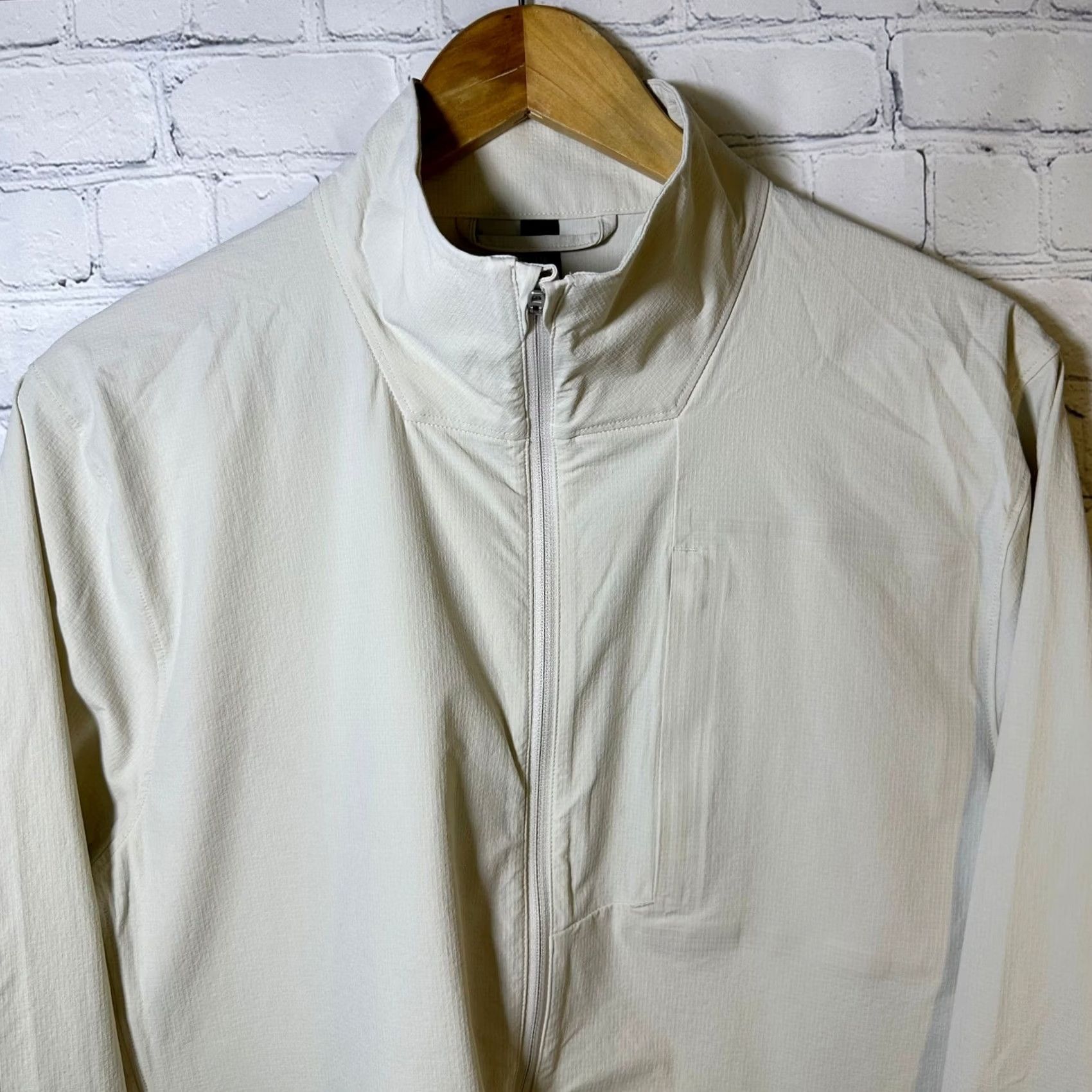 Lululemon Lululemon Expeditionist Windbreaker Jacket Bone White Full Zip Running Medium Mens Jacket Windbreaker Breathable Quick Dry Lightweight Size US M / EU 48-50 / 2 - 2 Thumbnail