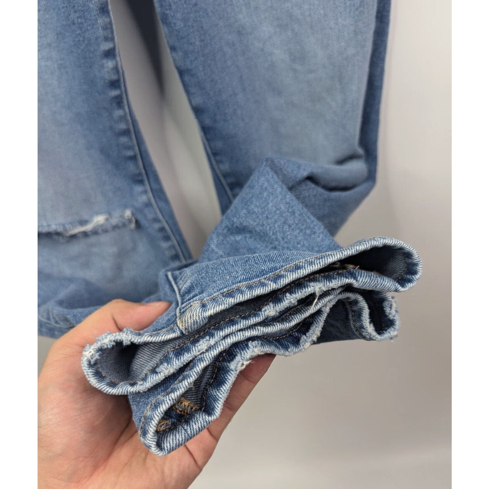 Good American Good American Jeans Slim Straight 5-Pocket Denim GCKSL67T Size 29 Blue Women Size 29" - 4 Thumbnail