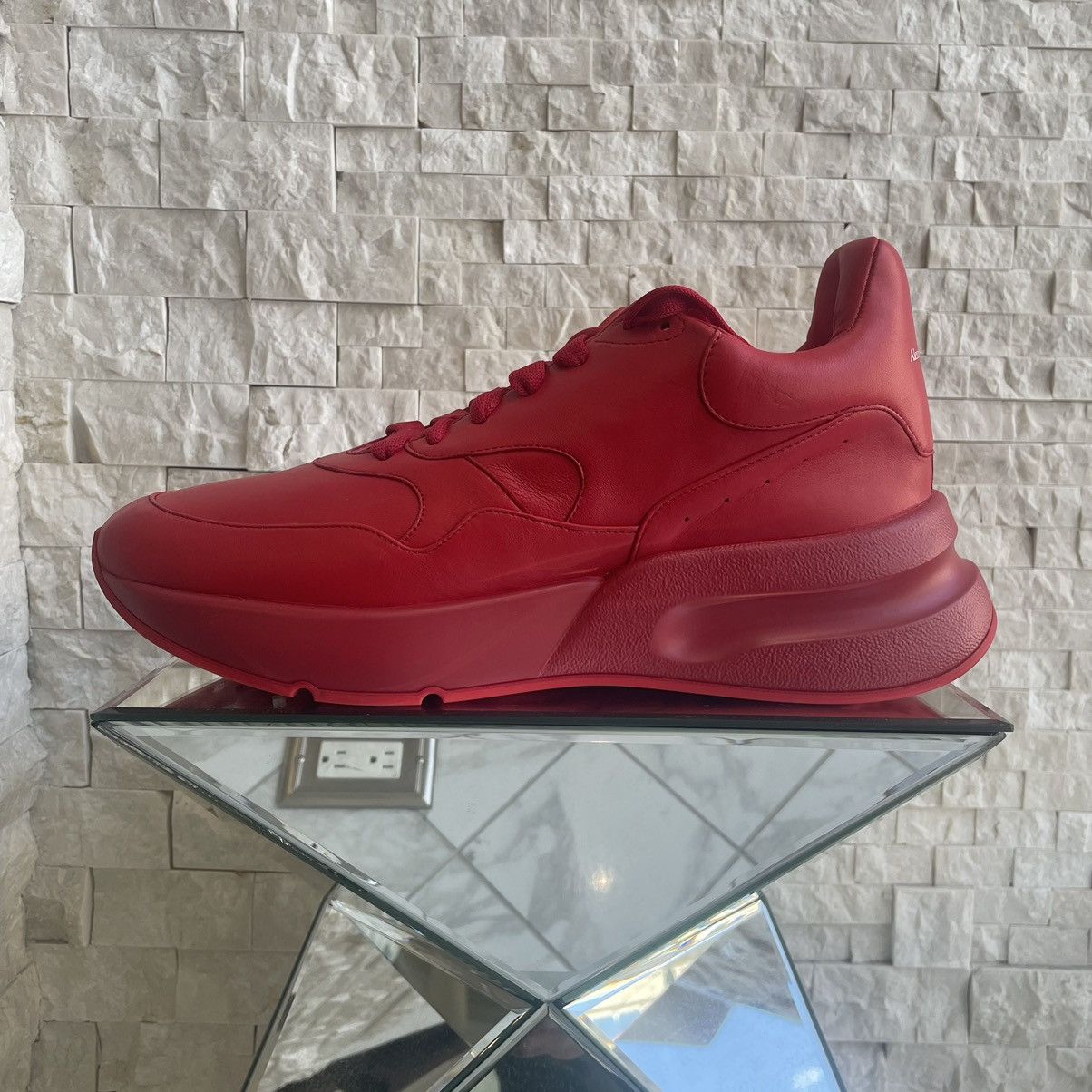 Alexander McQueen Alexander McQueen Oversized Runner Sneaker Size 45 Size US 12 / EU 45 - 4 Thumbnail