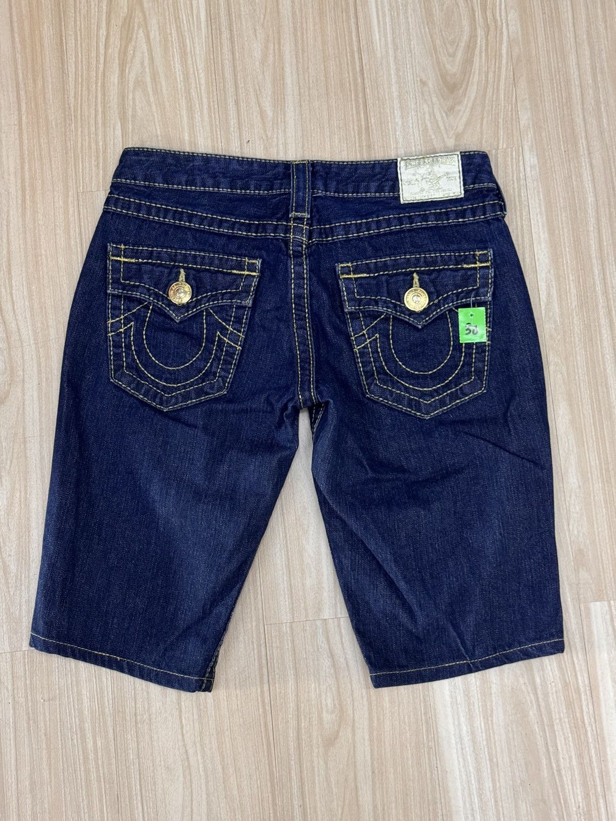 True Religion True Religion Short Denim Pant size 30” Size 30" / US 8 / IT 44 - 1 Thumbnail