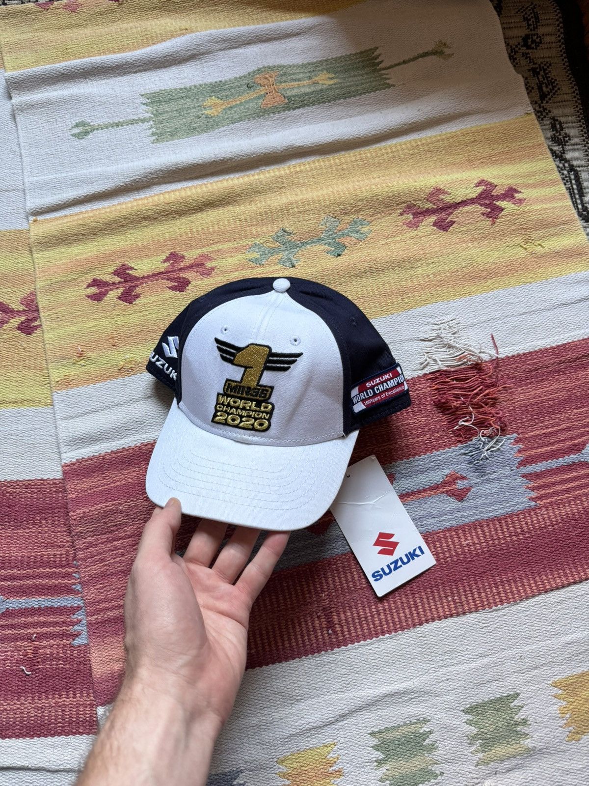 Formula 1 Suzuki 2020 Champion Team Formula 1 Racing Hat Size ONE SIZE - 1 Thumbnail