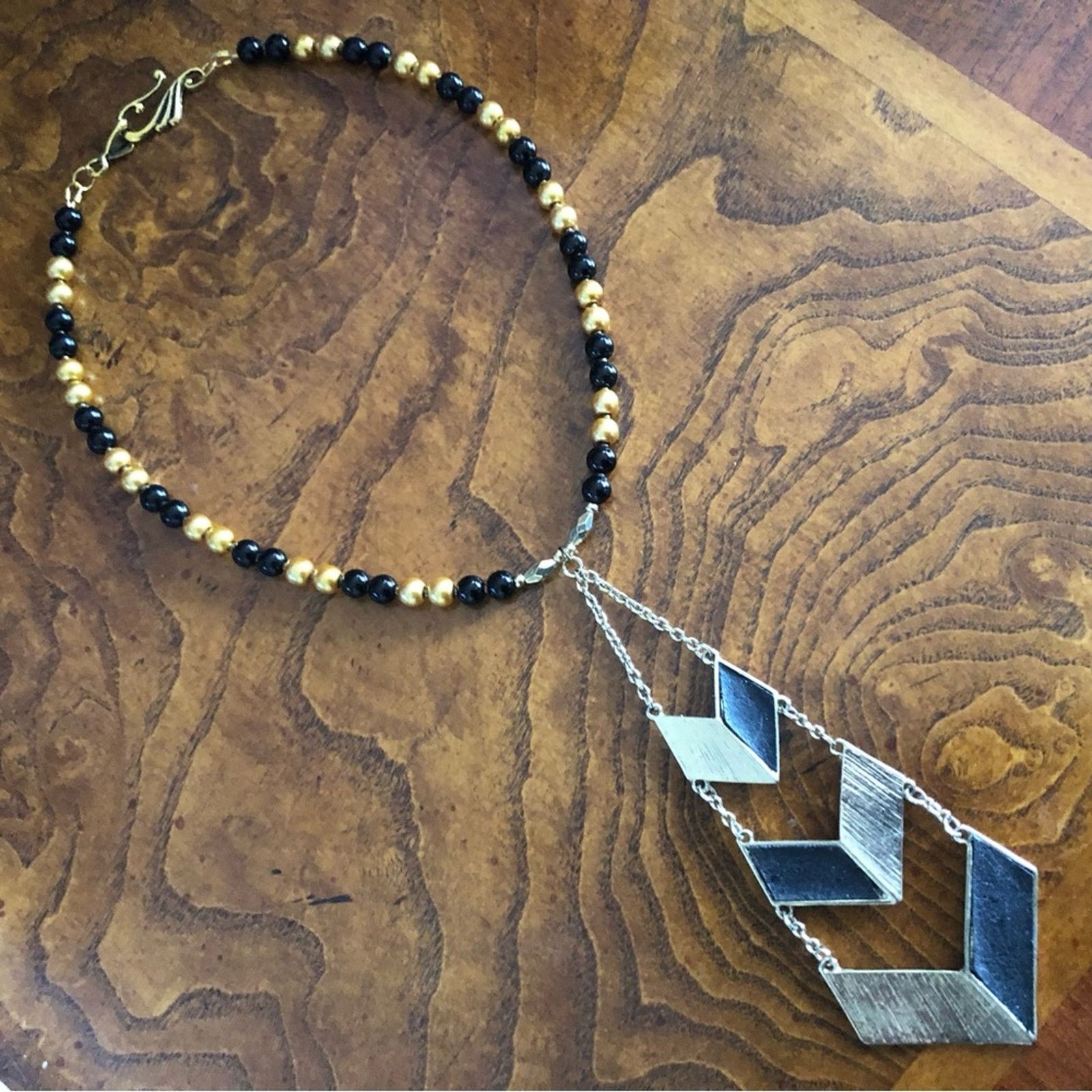 Handmade Handcrafted repurpose black and gold tie Pearl necklace Size ONE SIZE - 8 Thumbnail