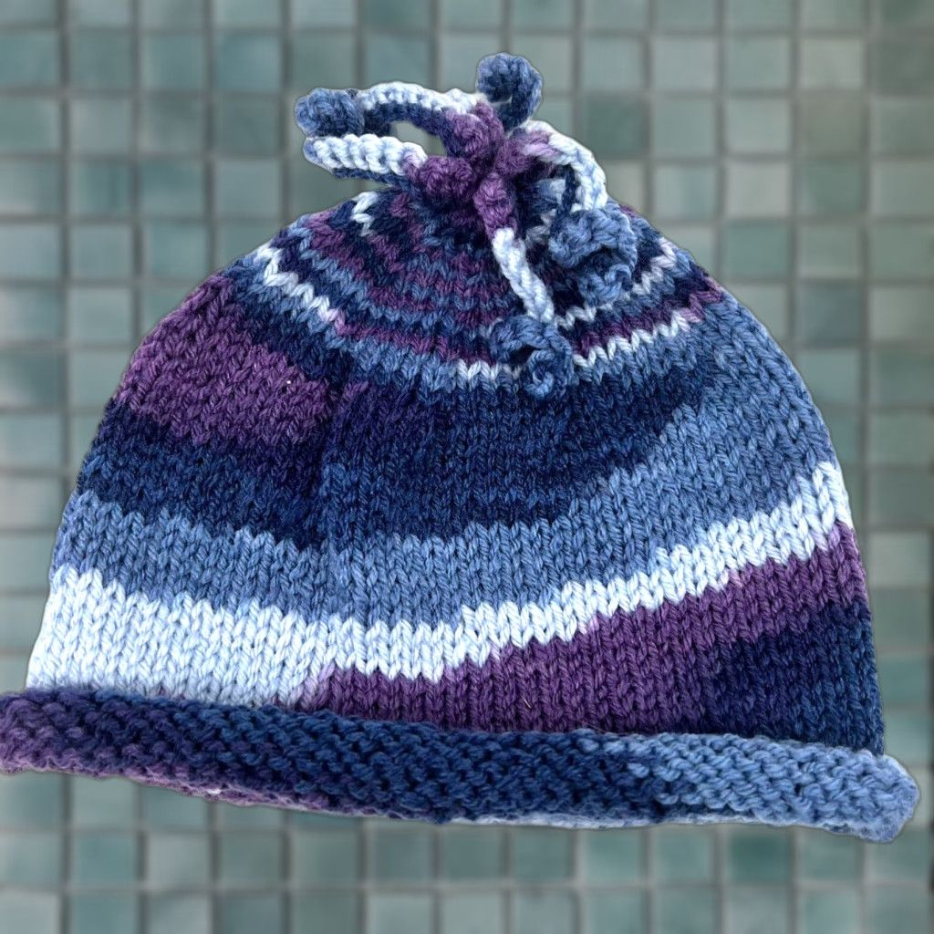 Vintage Hand Knitted in USA Purple Tasseled Womens One Size Stocking Cap Beanie Hat Size ONE SIZE - 1 Thumbnail